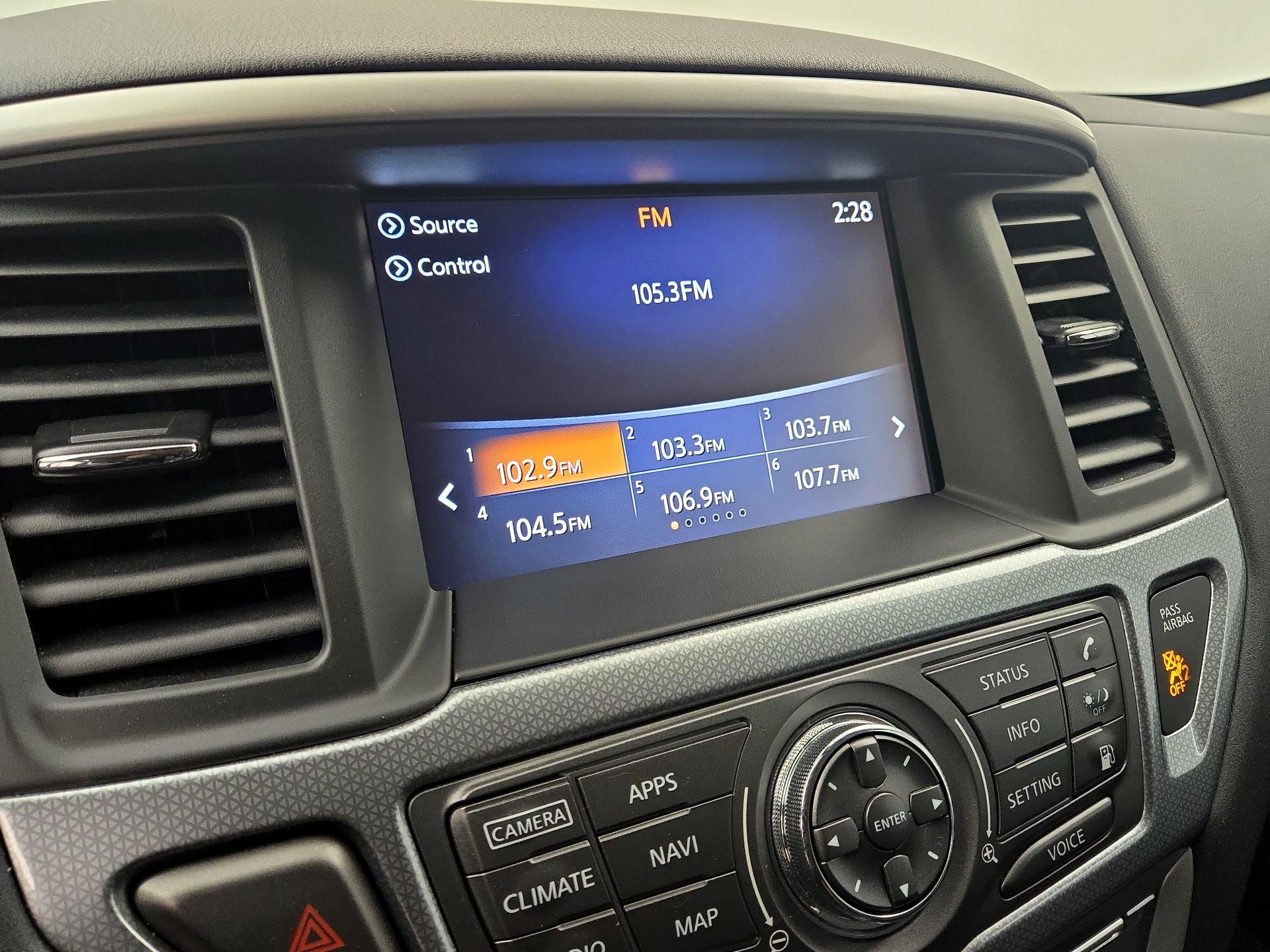 Thumbnail: 2019 Nissan Pathfinder - 15