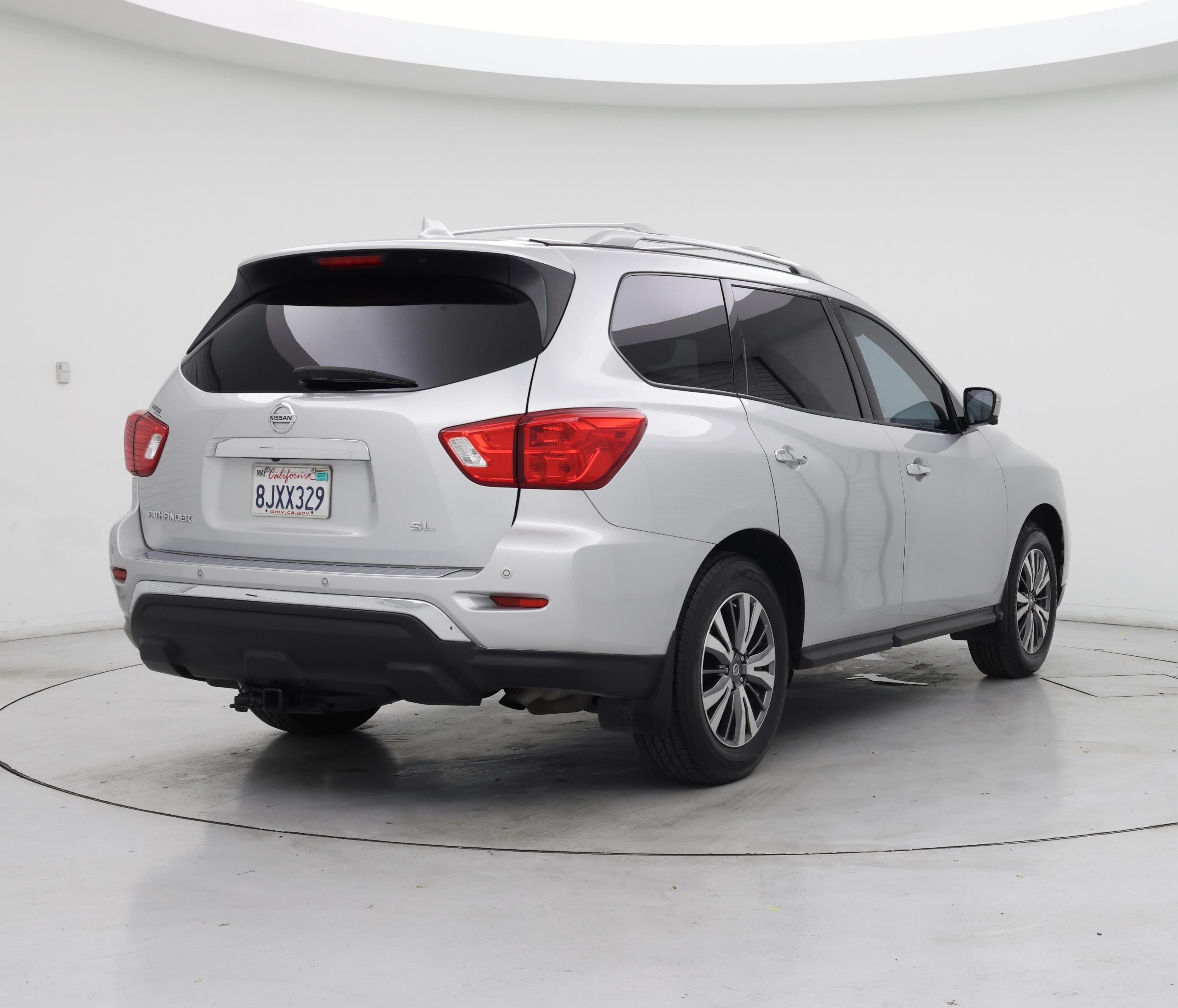 Thumbnail: 2019 Nissan Pathfinder - 8