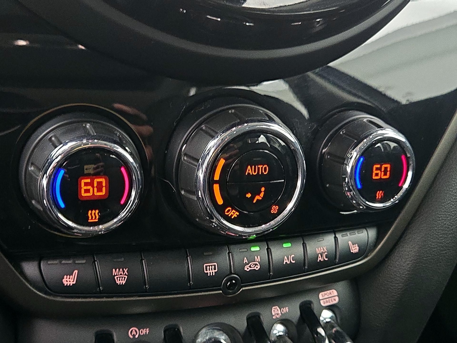 2020 MINI Countryman S - Photo 17