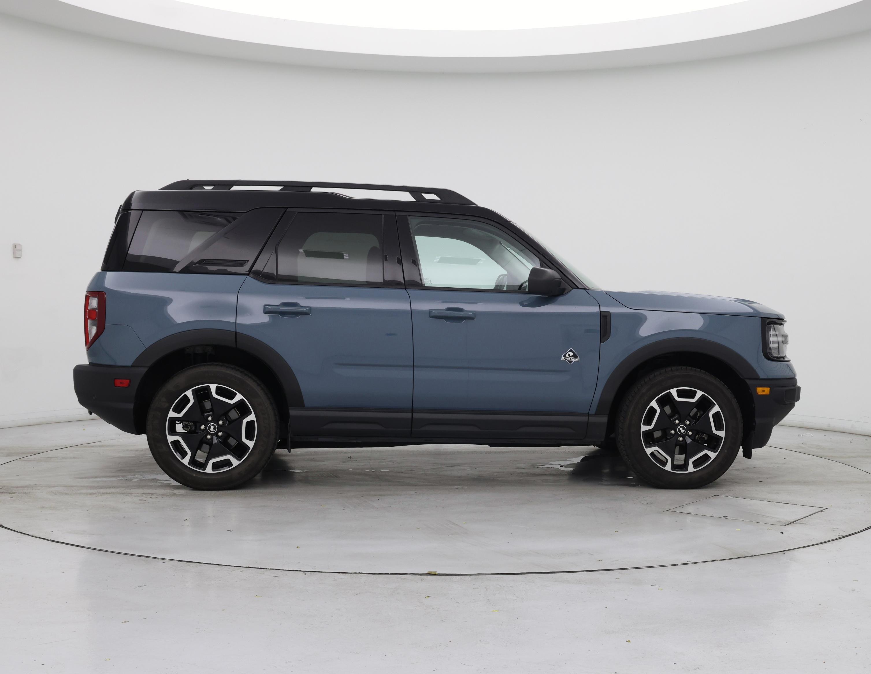 Thumbnail: 2022 Ford Bronco Sport - 7