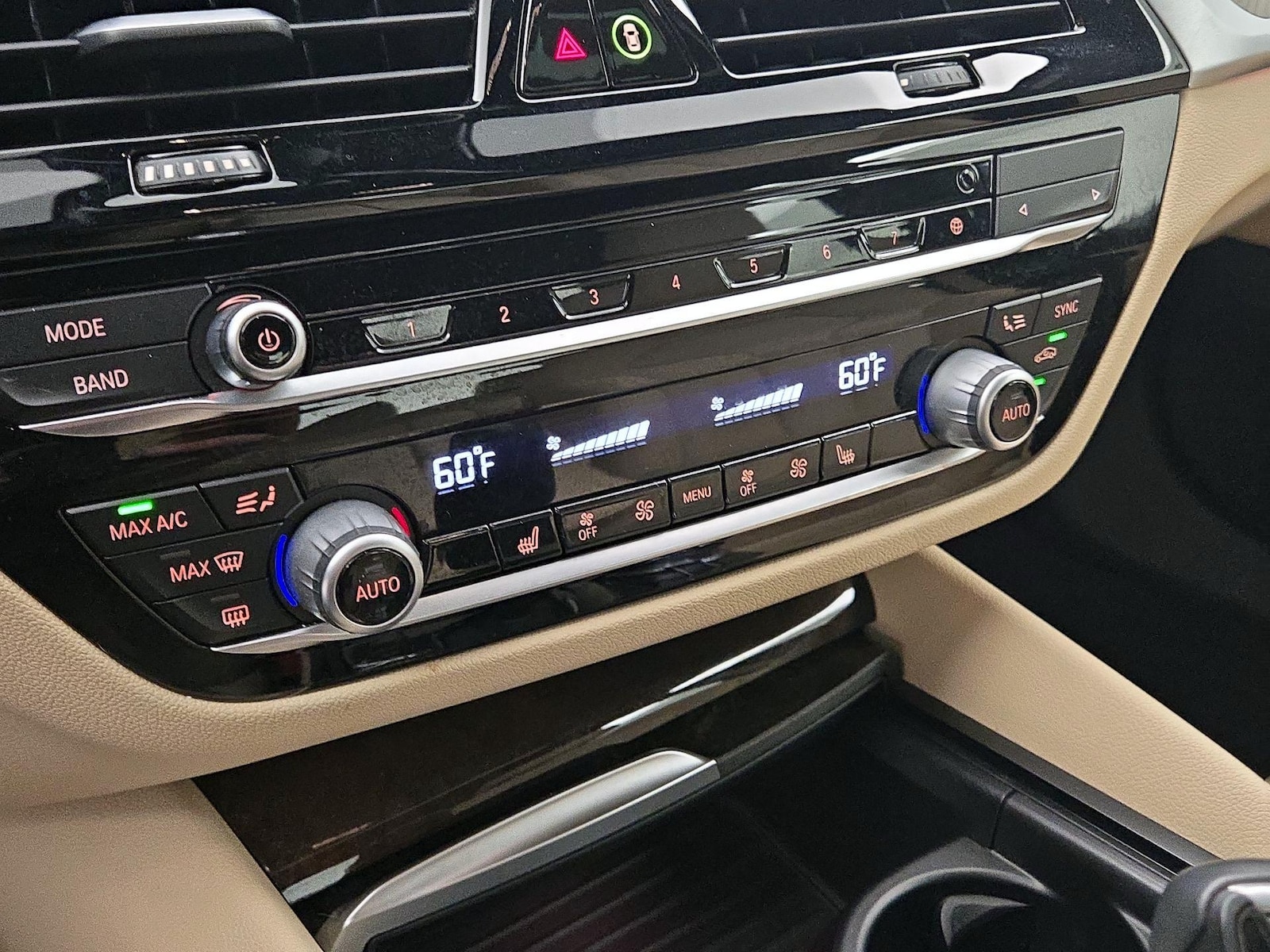 2020 BMW 5 Series 530i - Photo 18