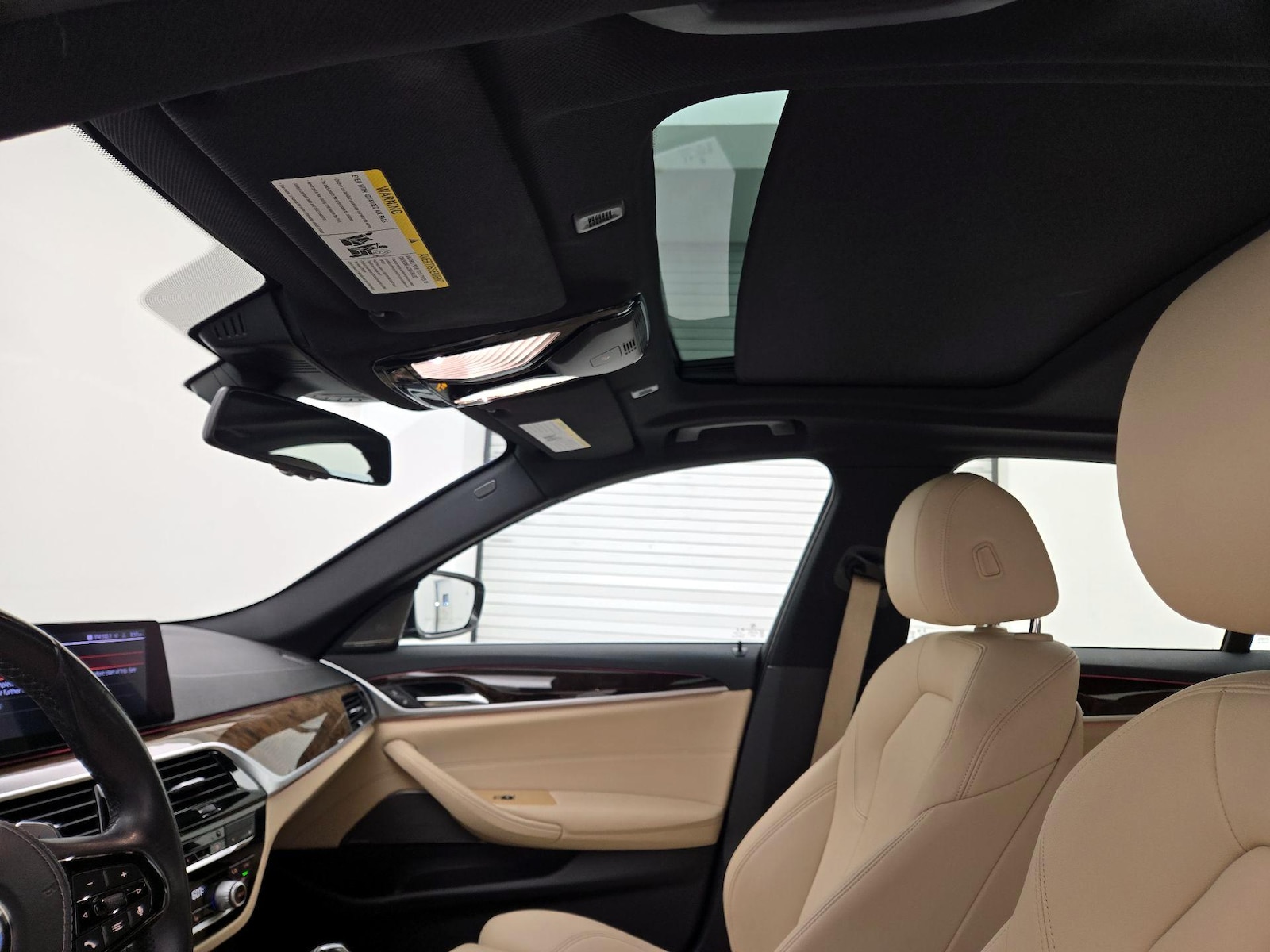2020 BMW 5 Series 530i - Photo 21