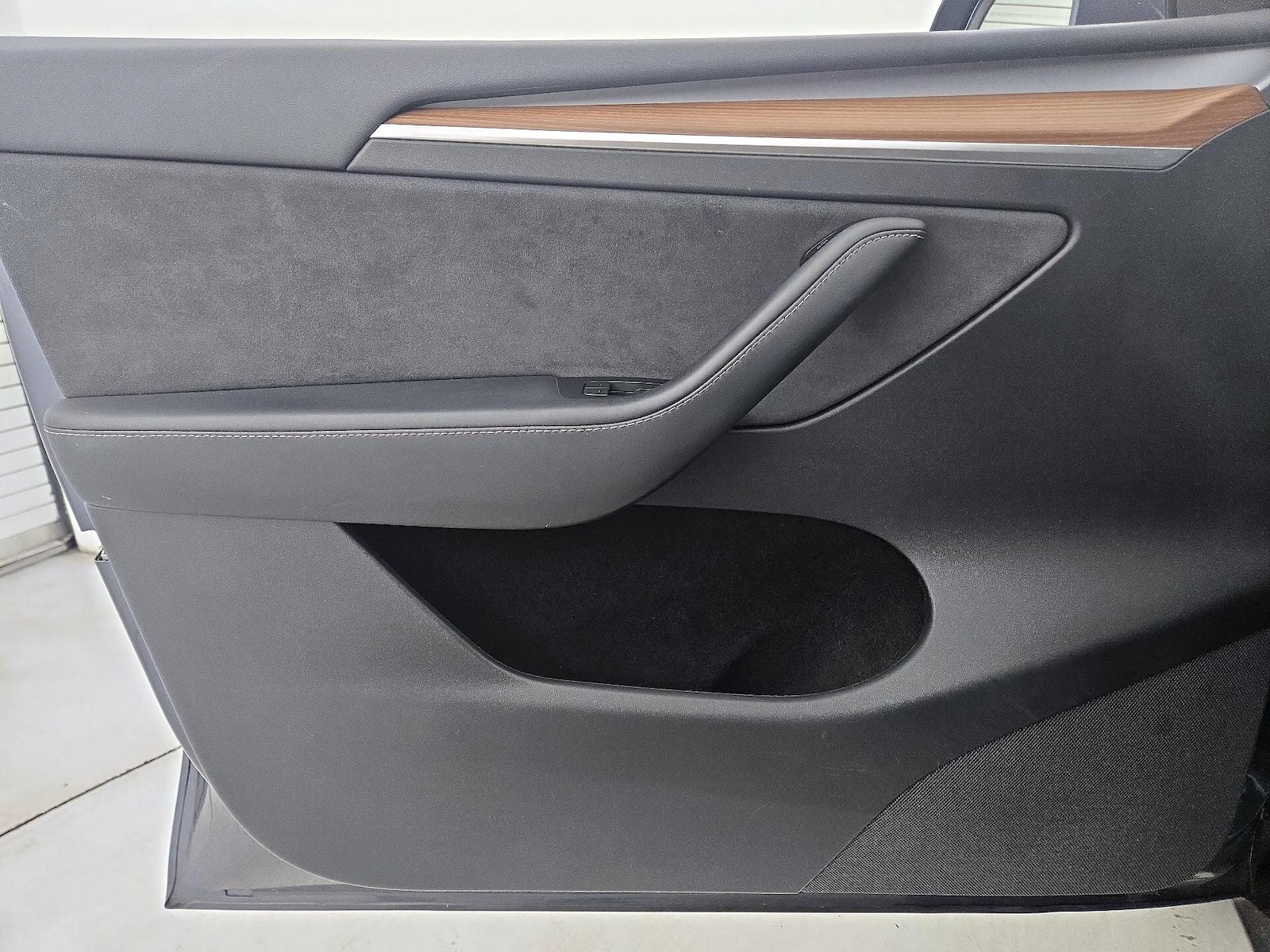 2023 Tesla Model Y Long Range - Photo 13
