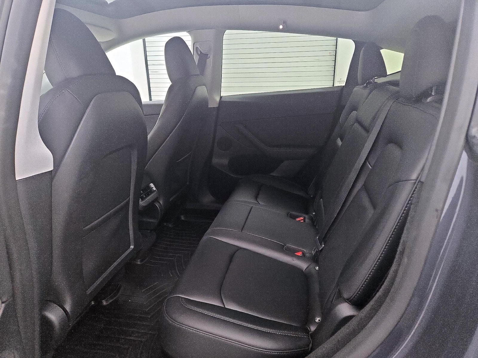 2023 Tesla Model Y Long Range - Photo 19