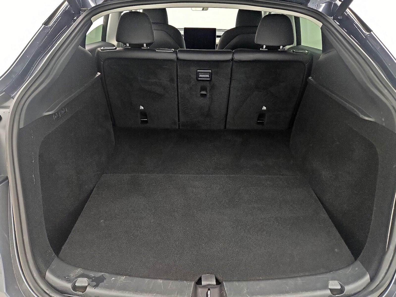 2023 Tesla Model Y Long Range - Photo 20