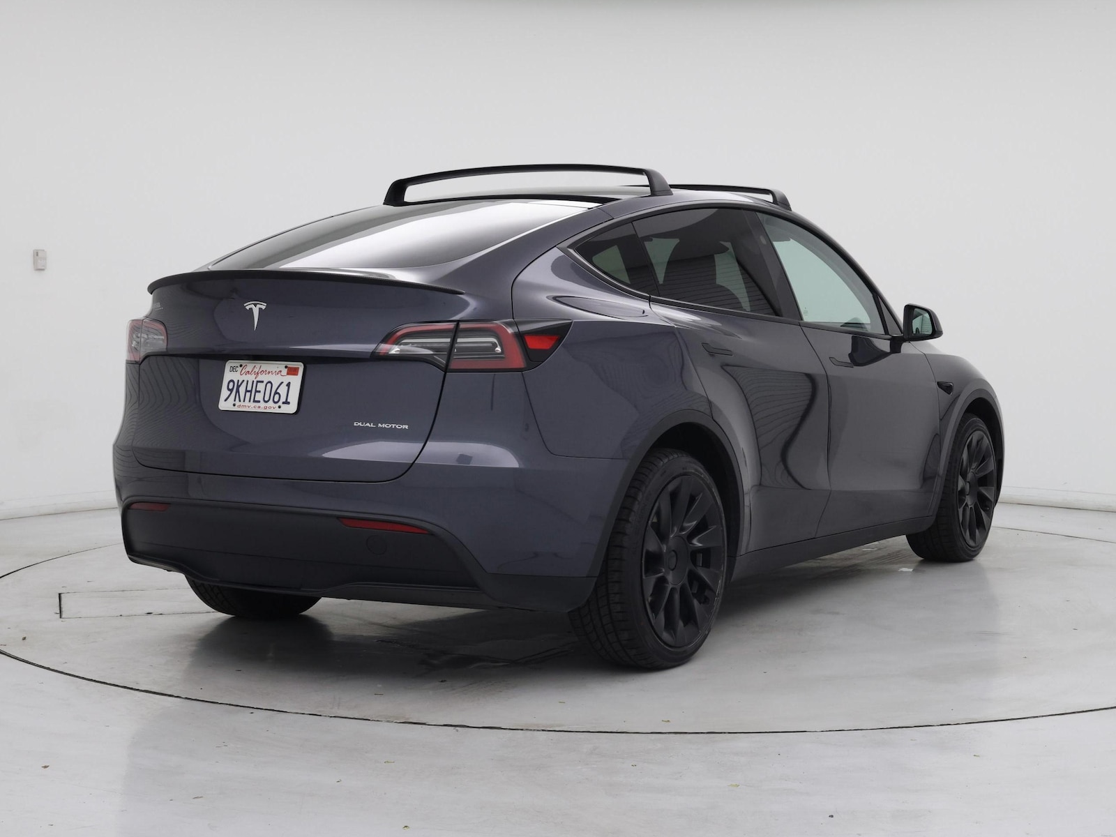 2023 Tesla Model Y Long Range - Photo 9