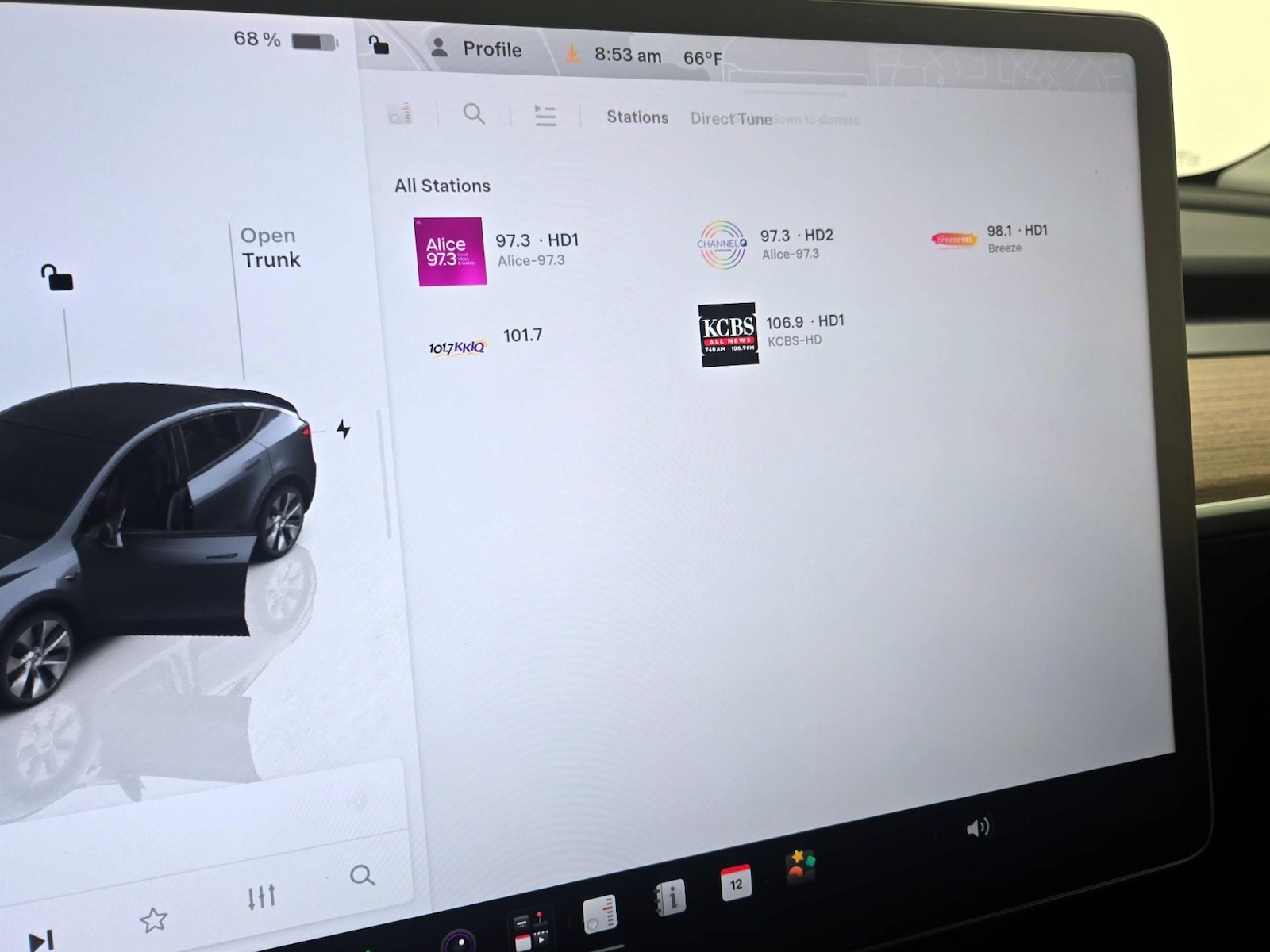 2023 Tesla Model Y Long Range - Photo 16