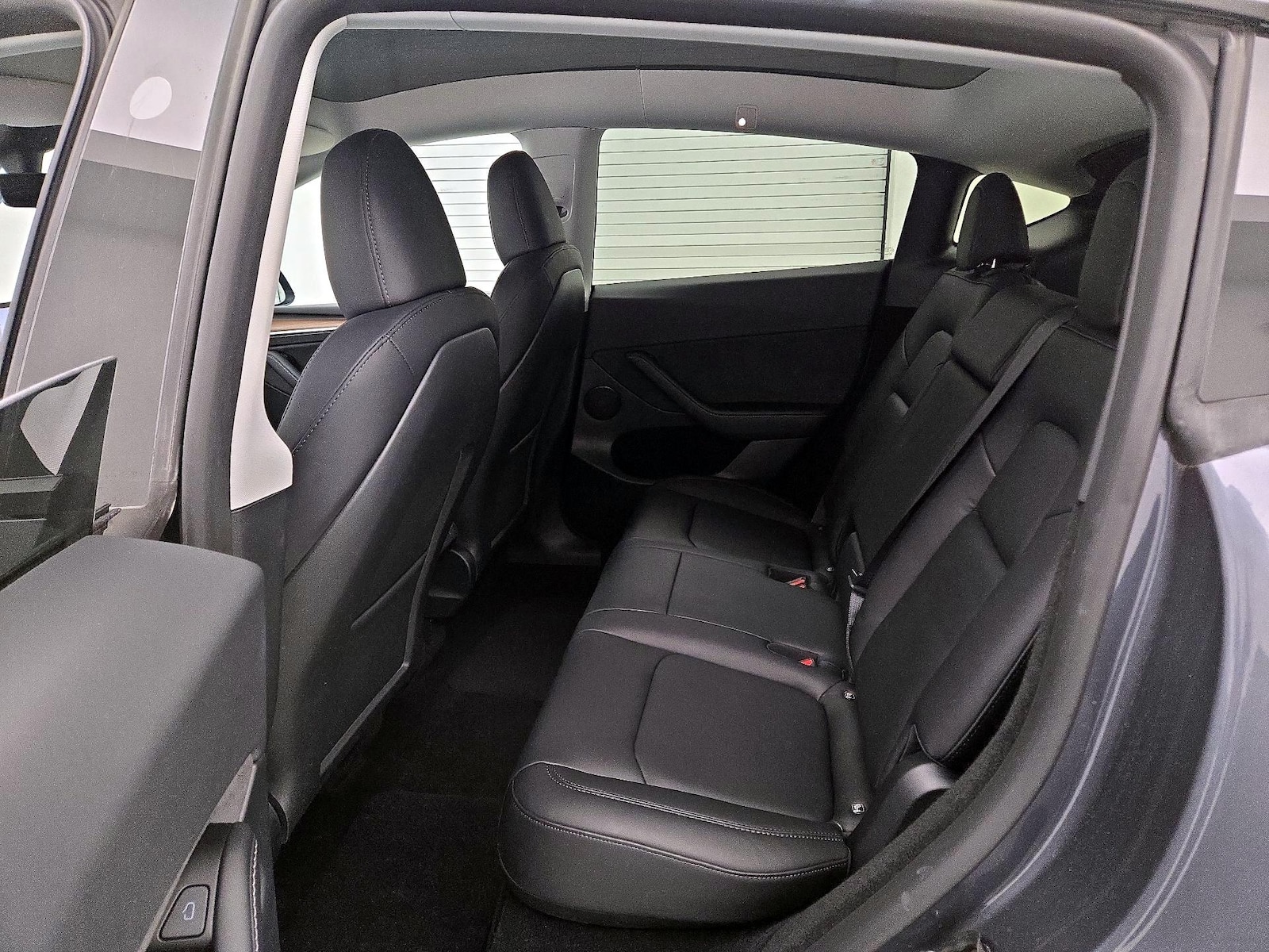 2023 Tesla Model Y Long Range - Photo 19