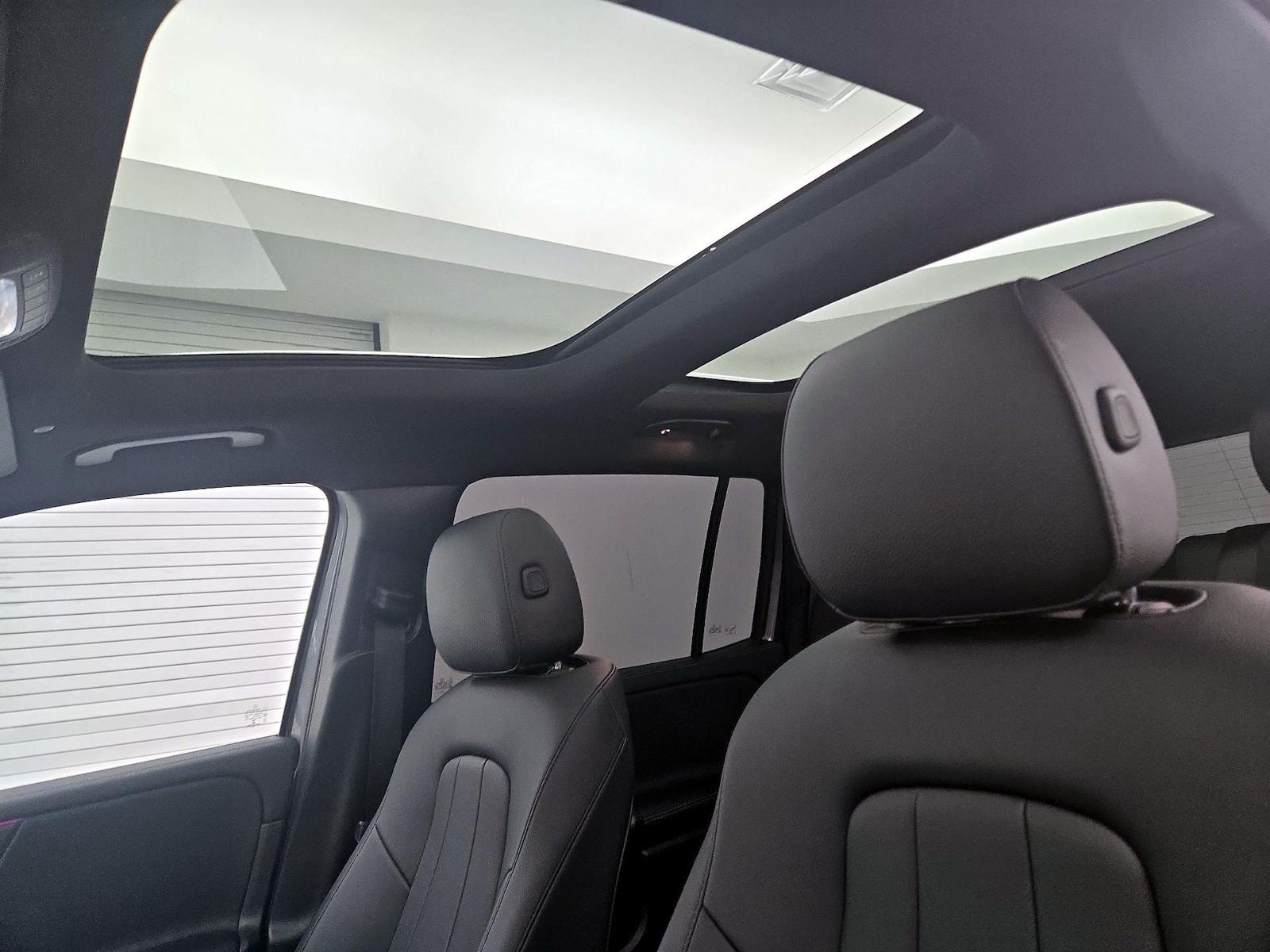Panoramic Sunroof