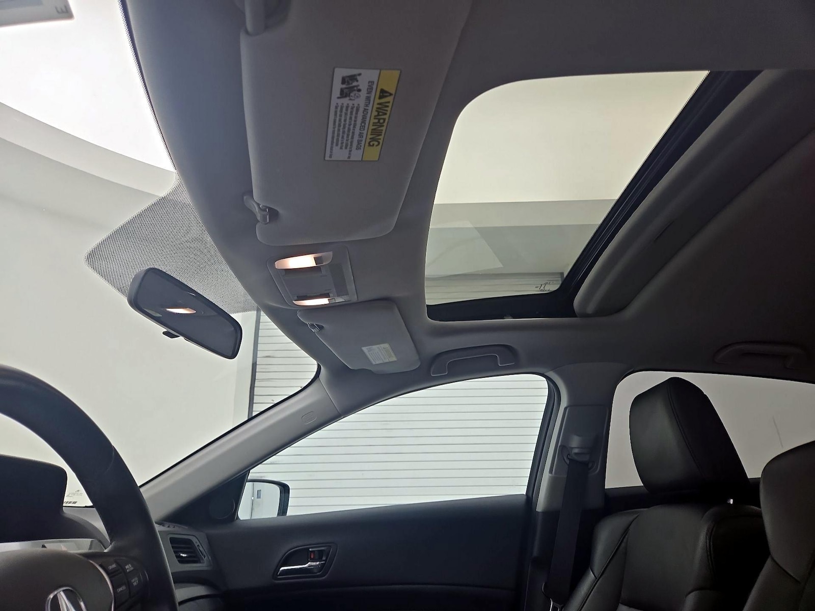 Sunroof(s) & Overhead Airbags