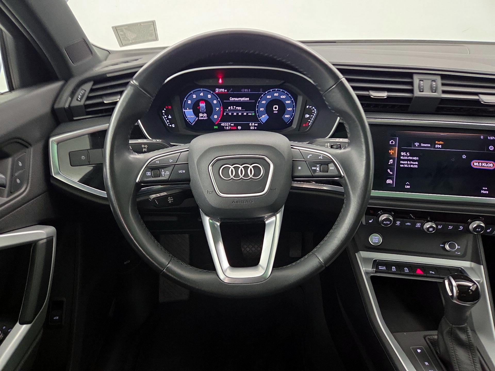 Thumbnail: 2020 Audi Q3 - 10