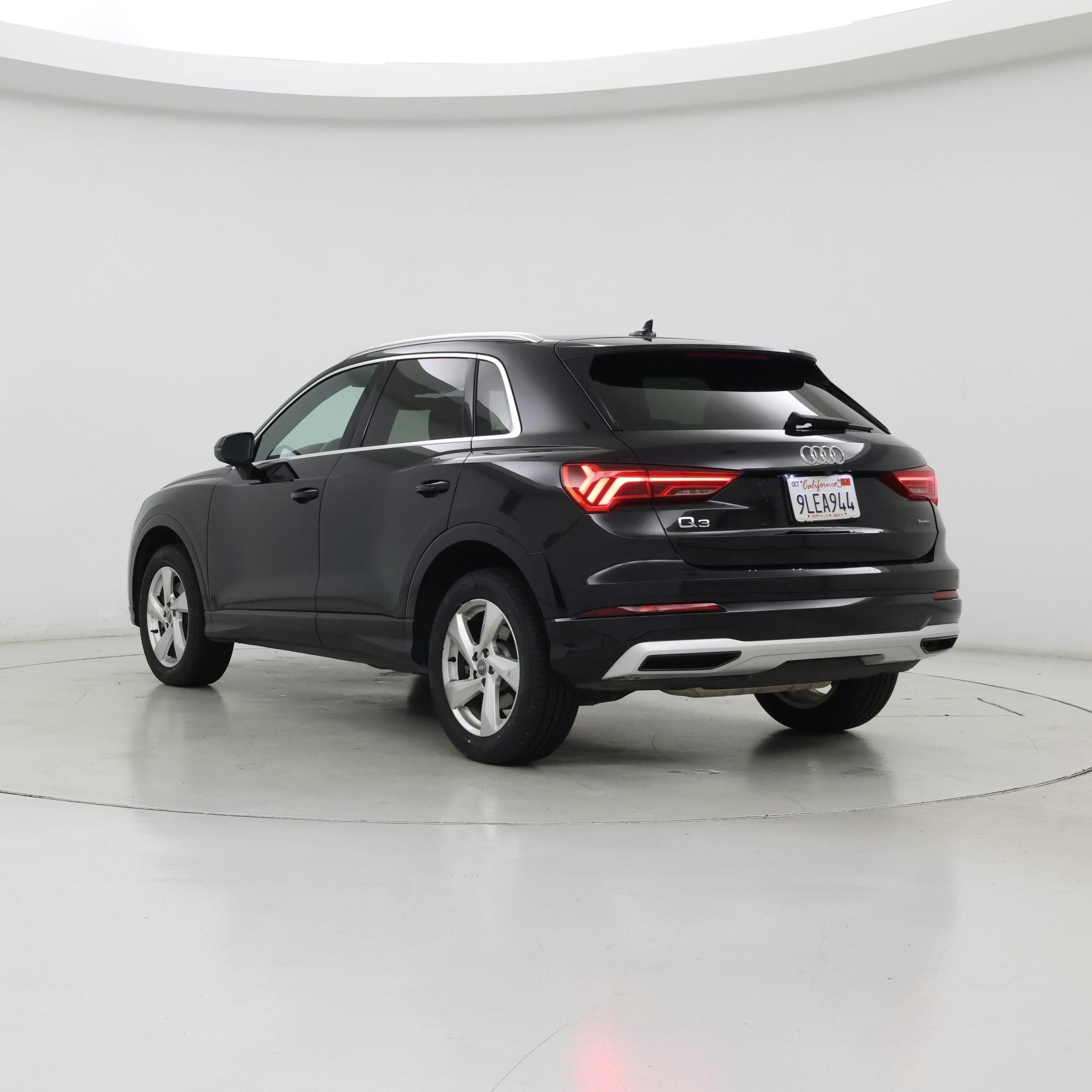 Thumbnail: 2020 Audi Q3 - 2