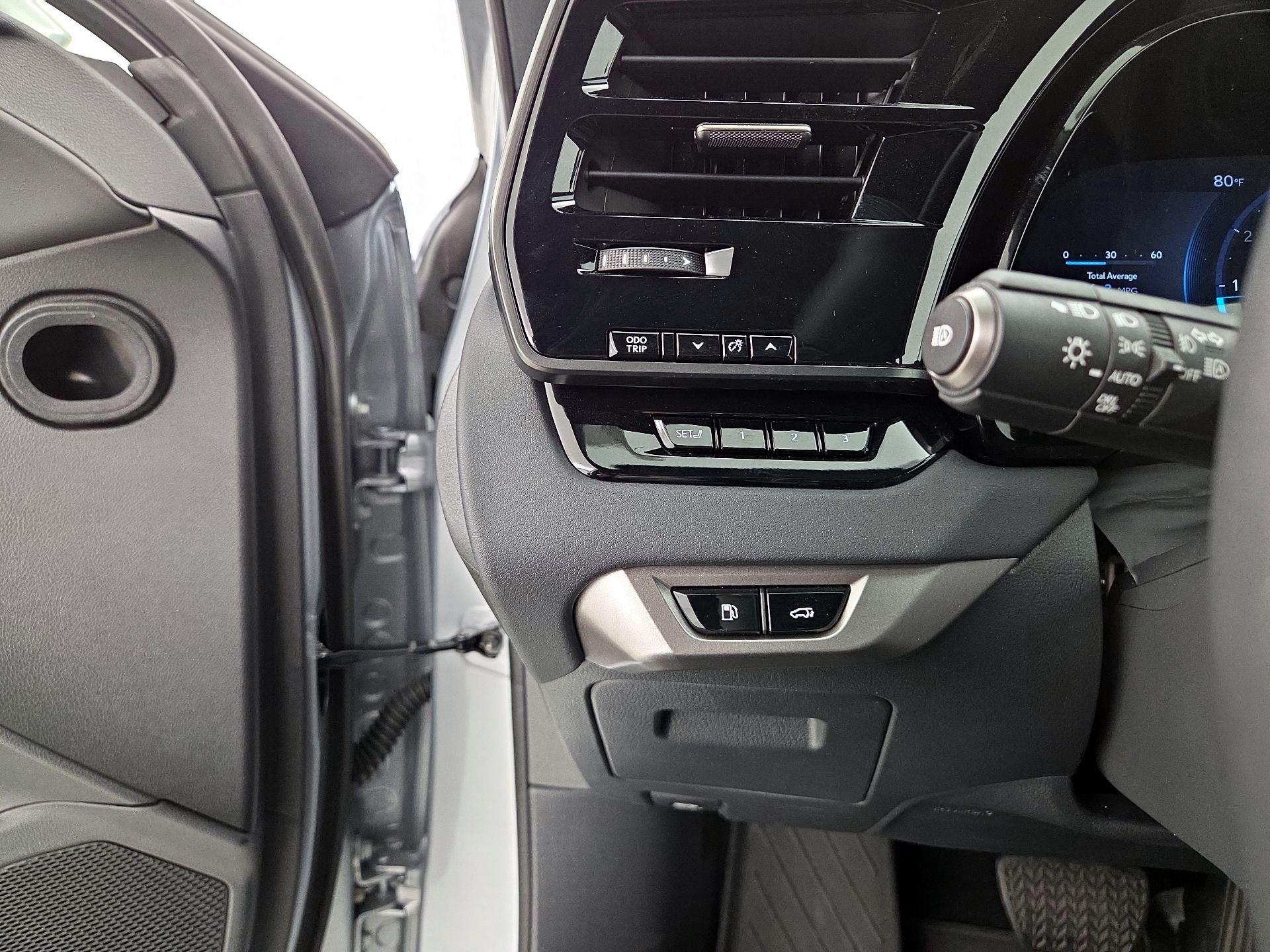 Thumbnail: 2025 Lexus RX - 13