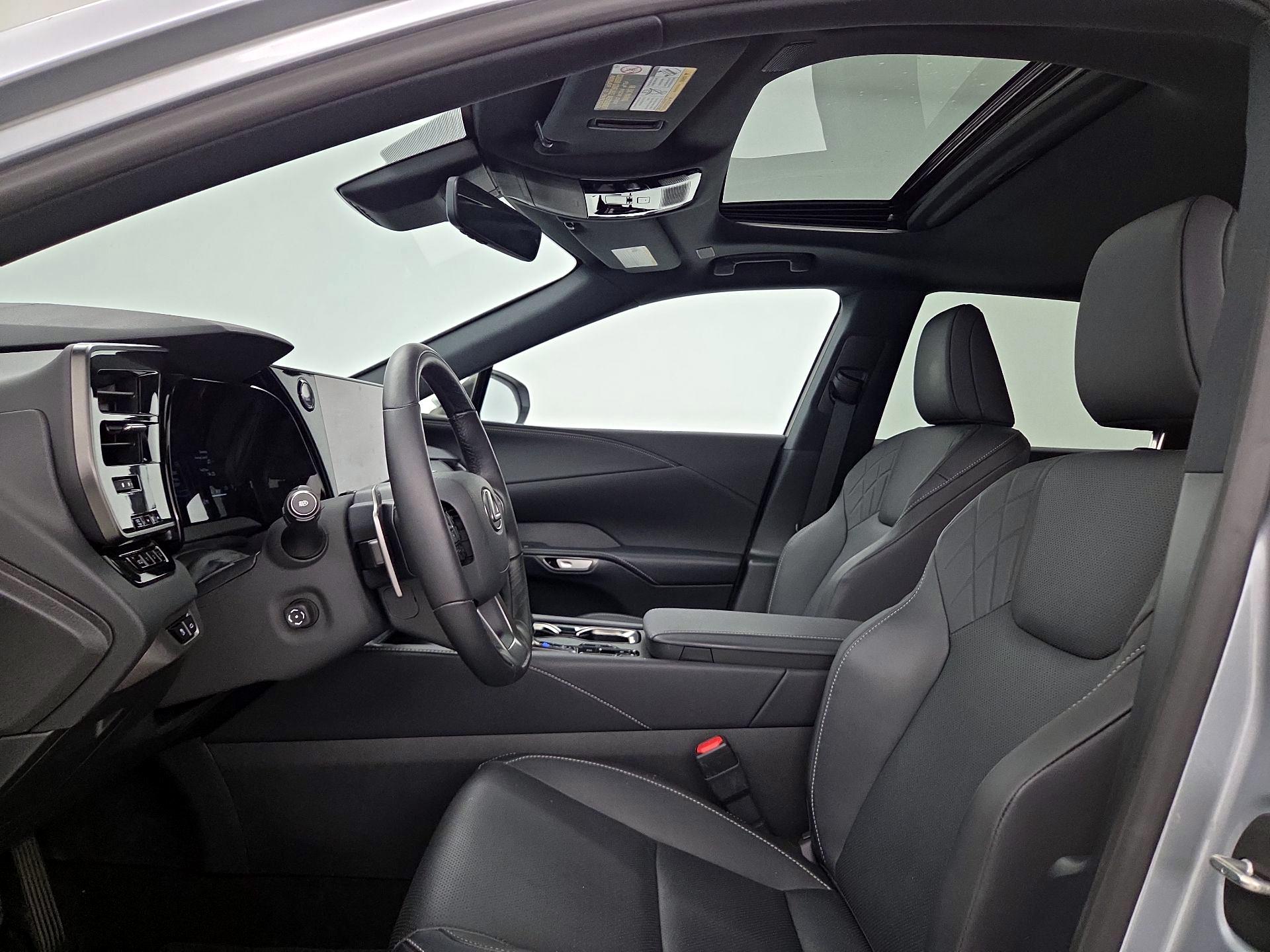 Thumbnail: 2025 Lexus RX - 19