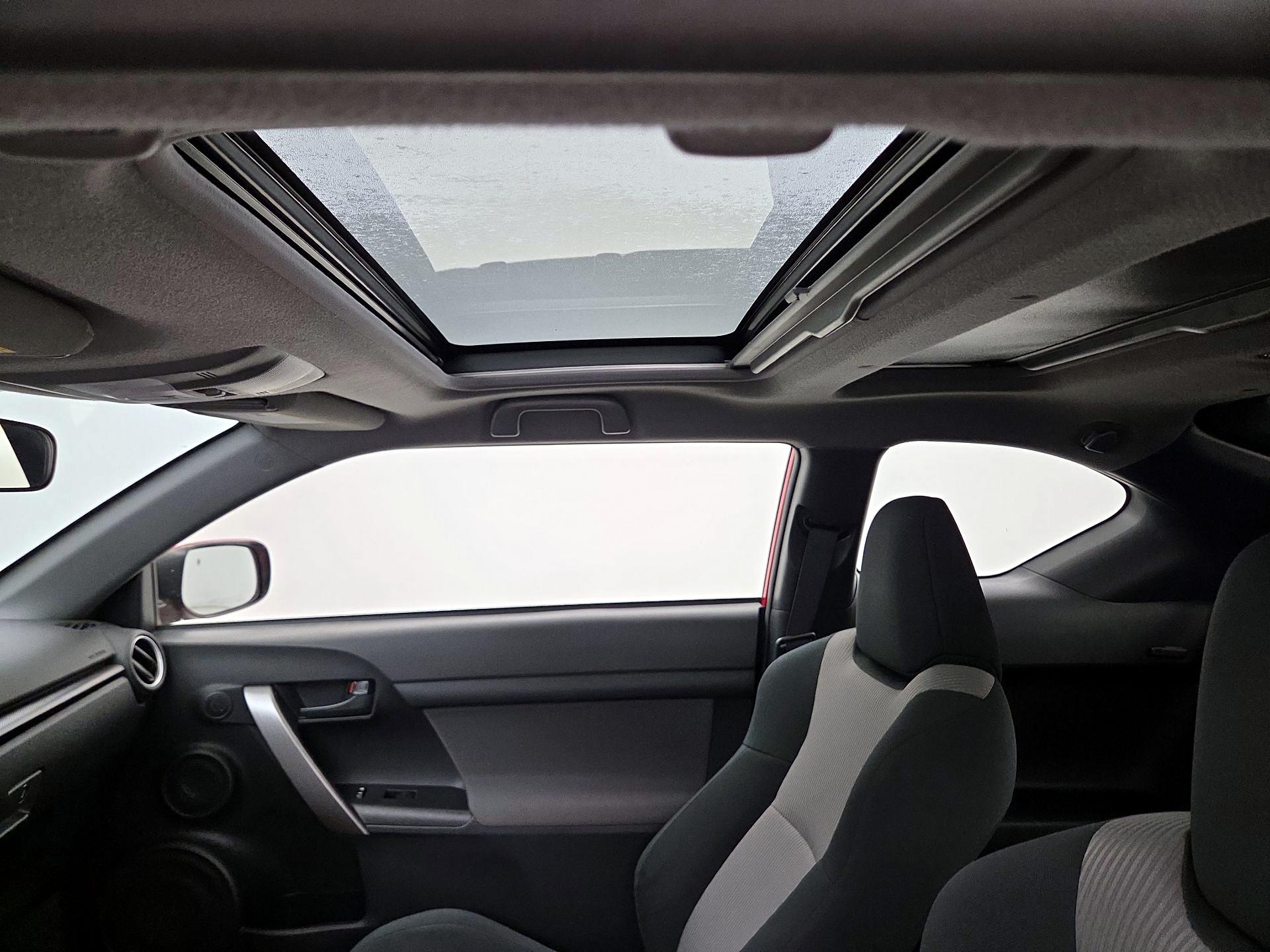 Thumbnail: 2015 Scion tC - 18