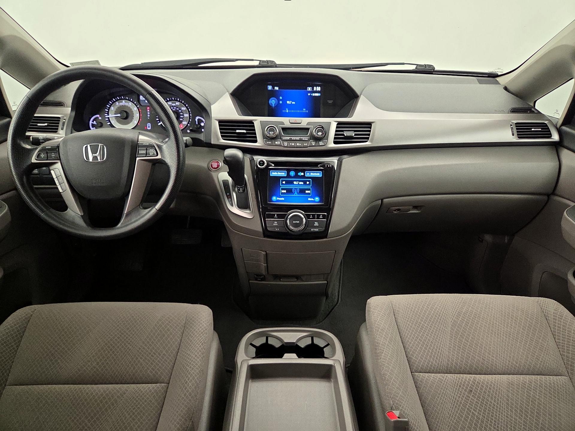 Thumbnail: 2016 Honda Odyssey - 9