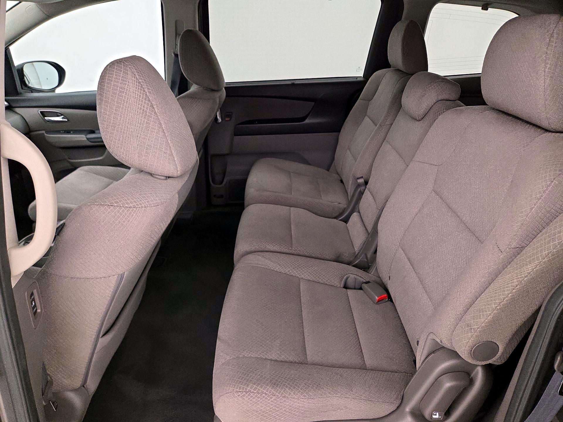 Thumbnail: 2016 Honda Odyssey - 19