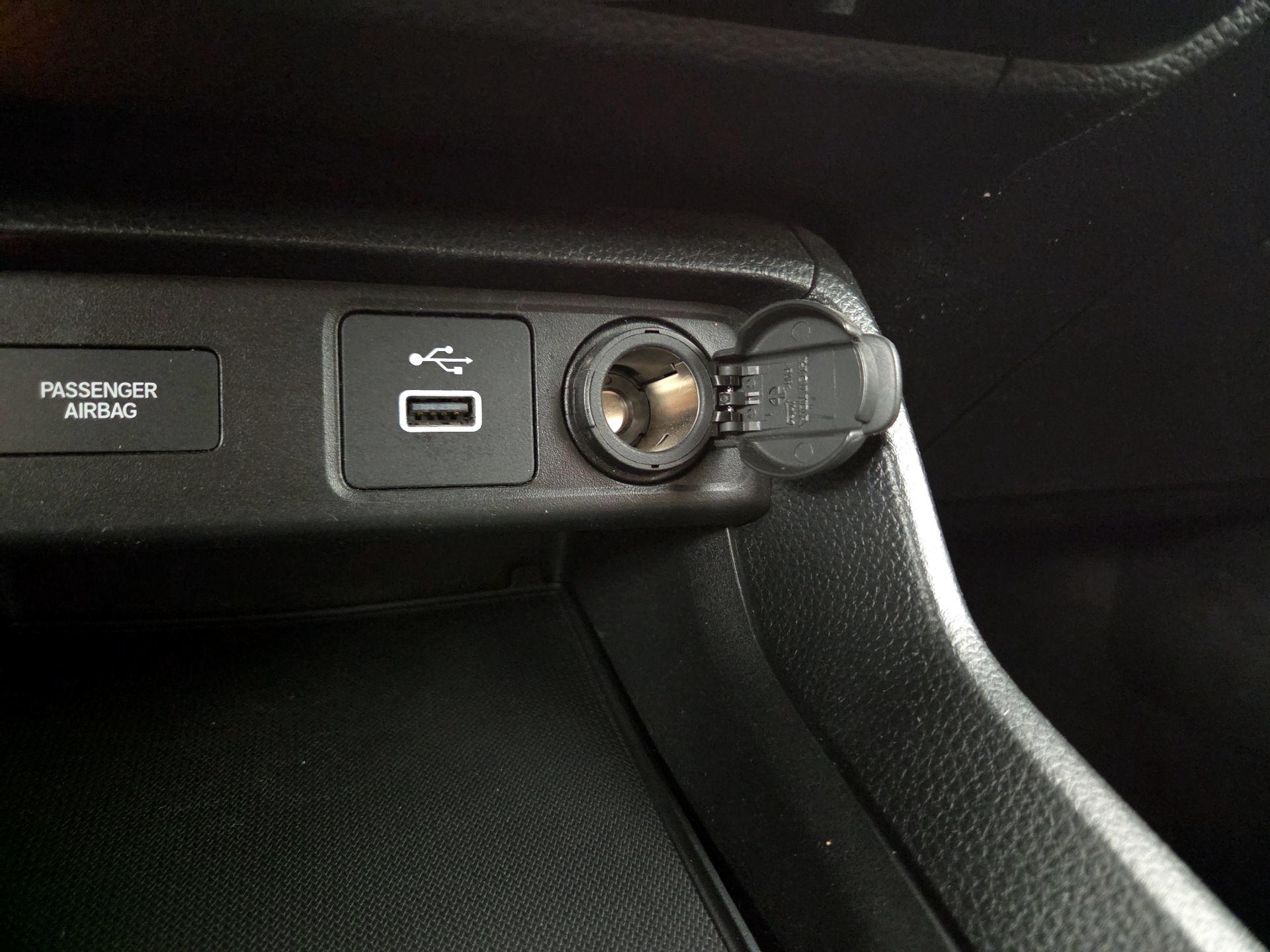 Thumbnail: 2023 Honda Civic - 18