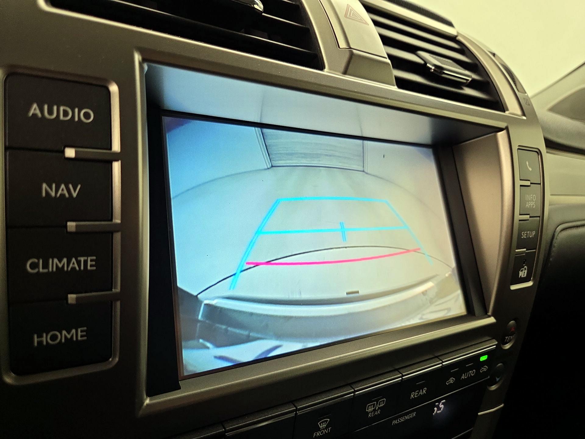 Thumbnail: 2015 Lexus GX - 15