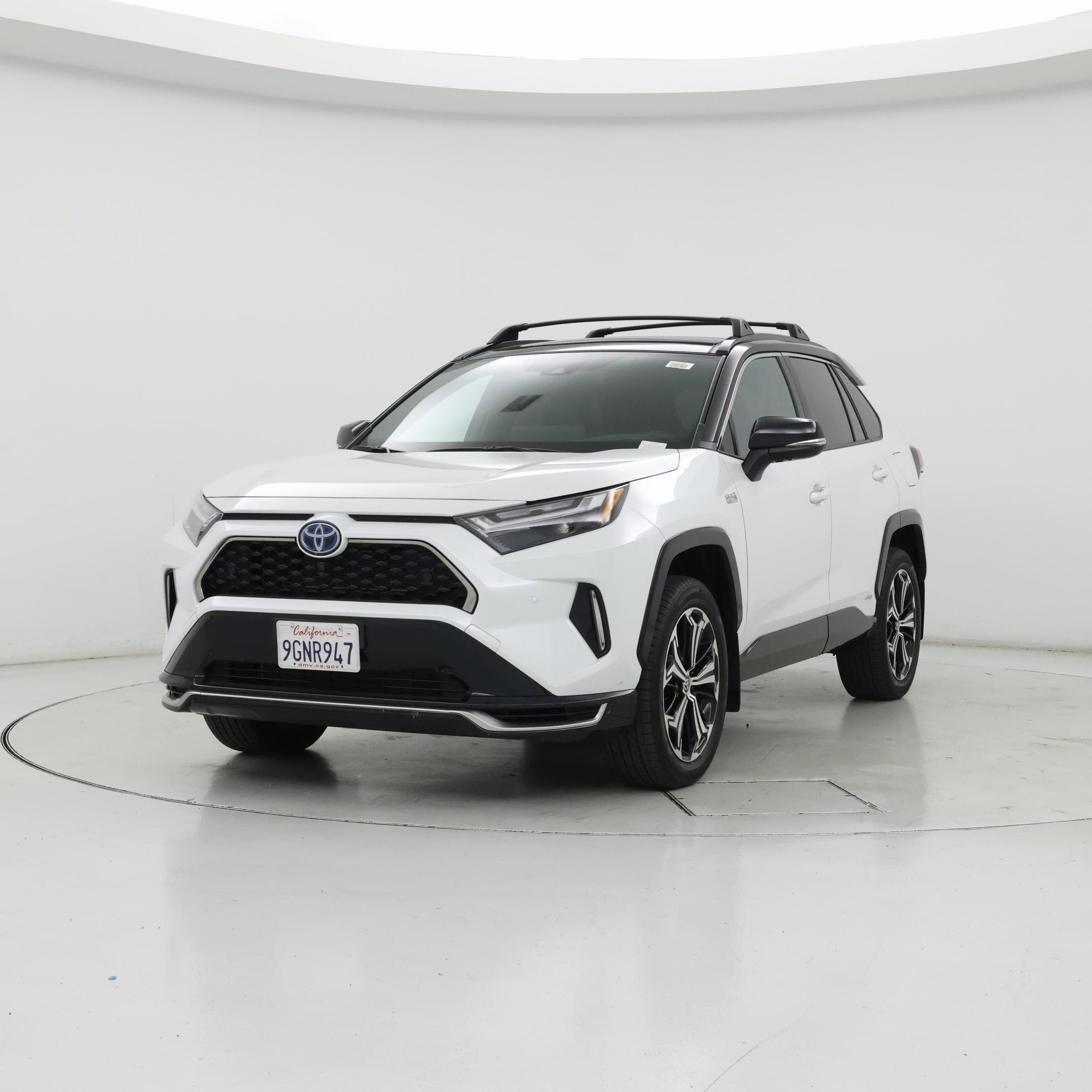 Thumbnail: 2023 Toyota RAV4 - 4