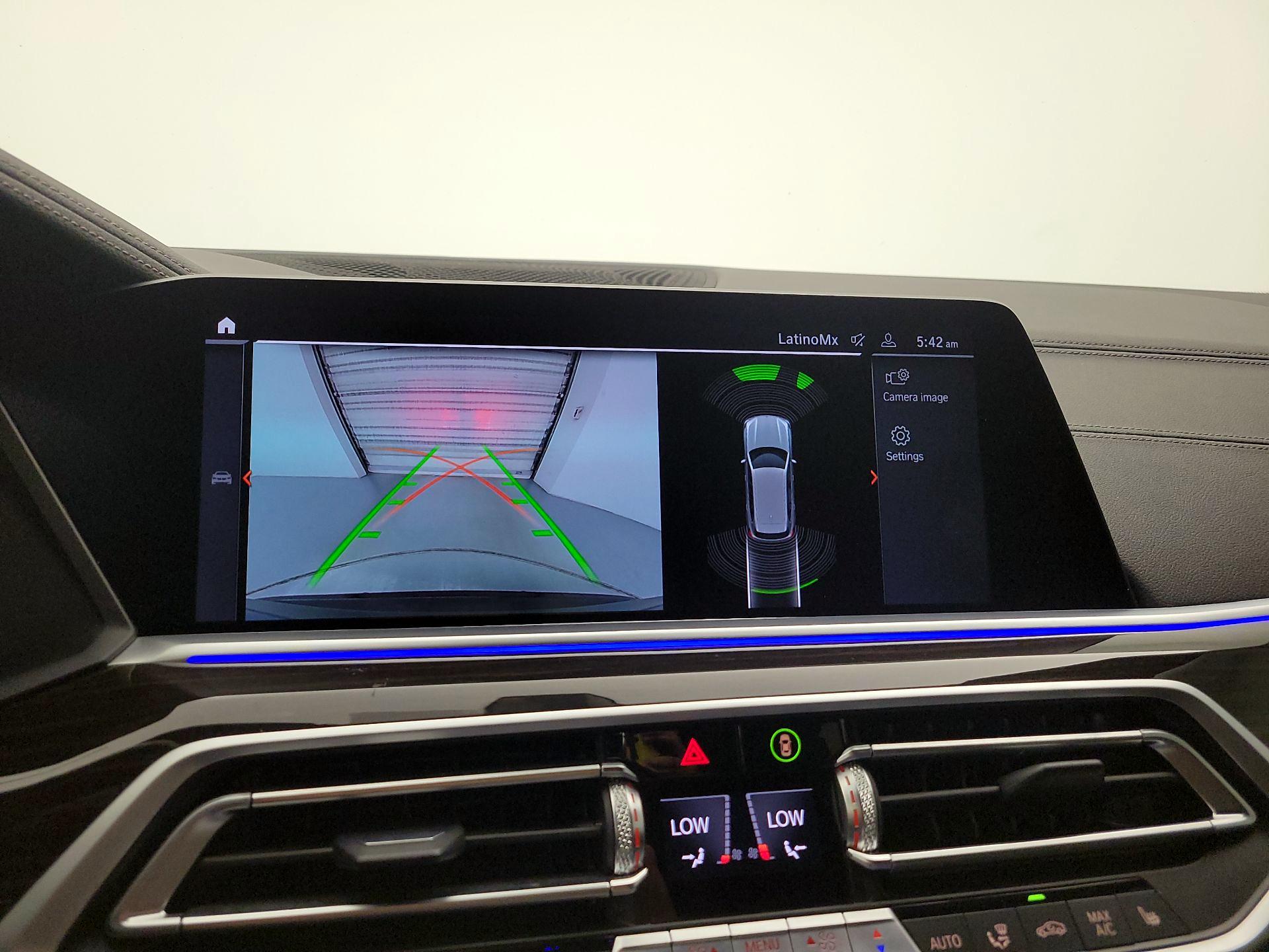 Thumbnail: 2021 BMW X5 - 15