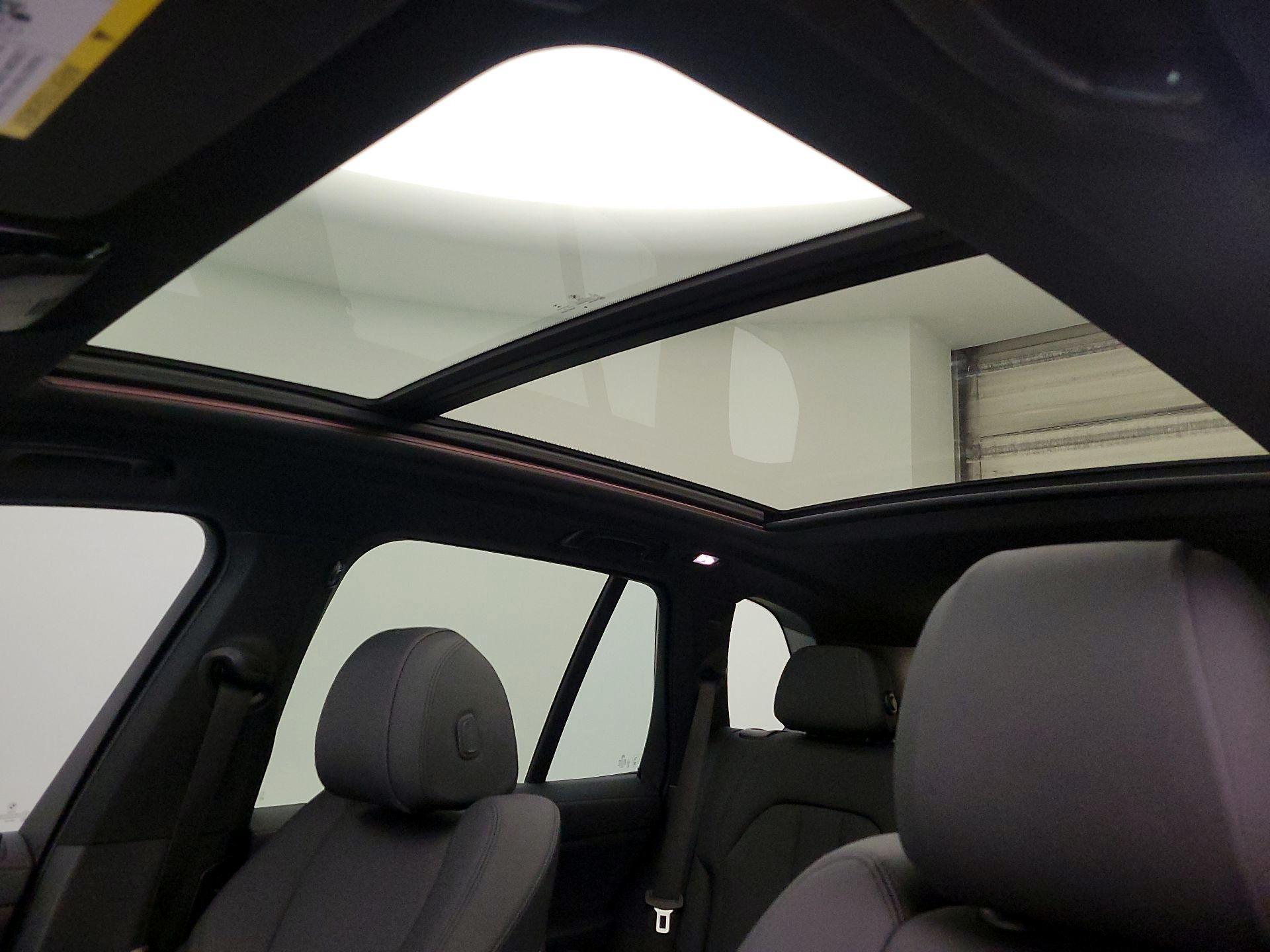 Thumbnail: 2021 BMW X5 - 20
