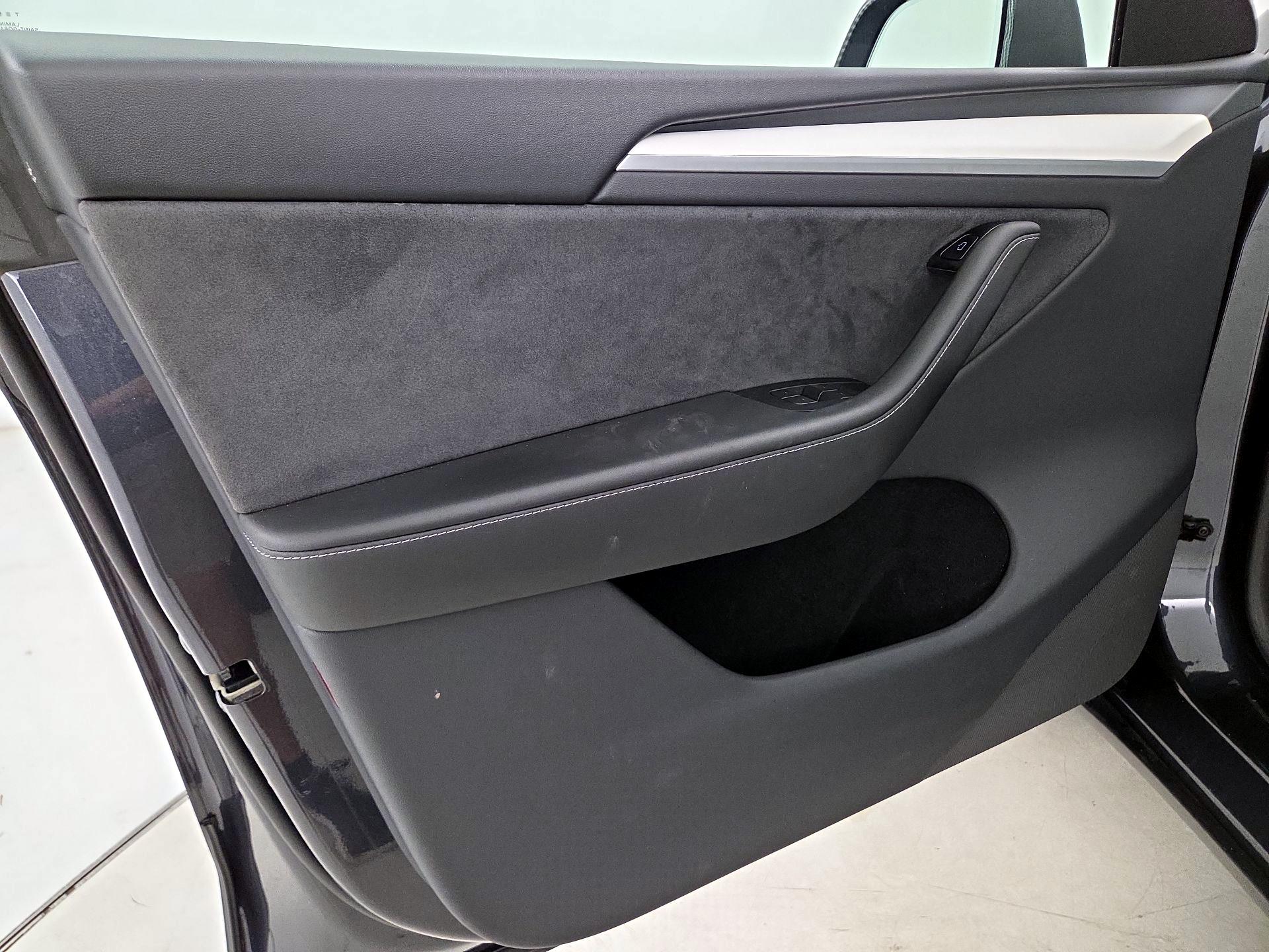 Thumbnail: 2024 Tesla Model Y - 12