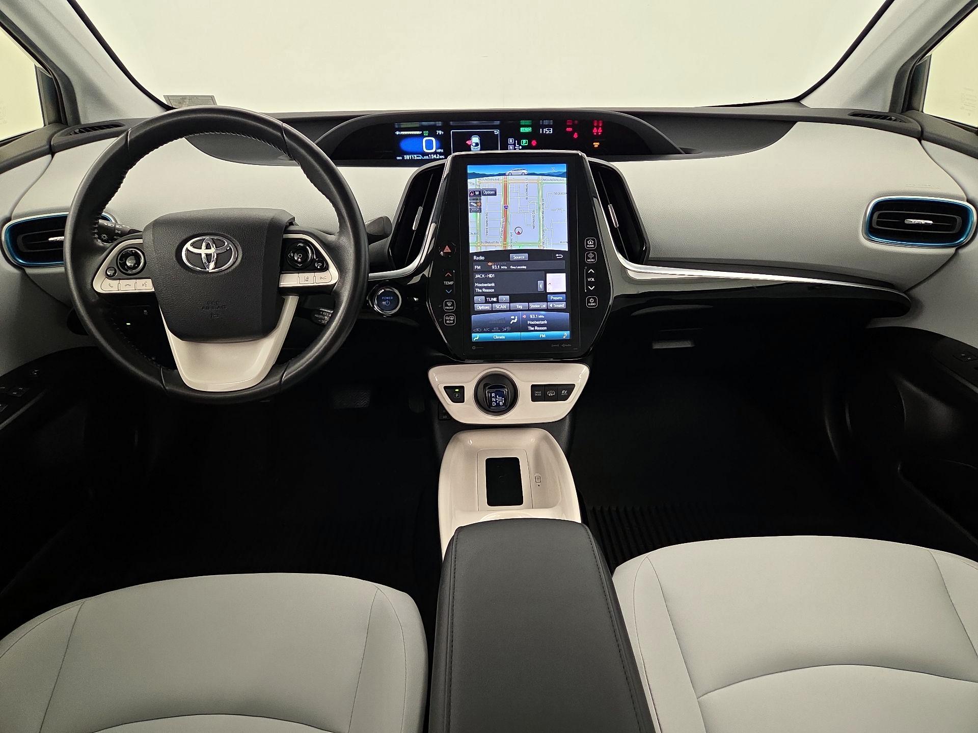 Thumbnail: 2017 Toyota Prius Prime - 9