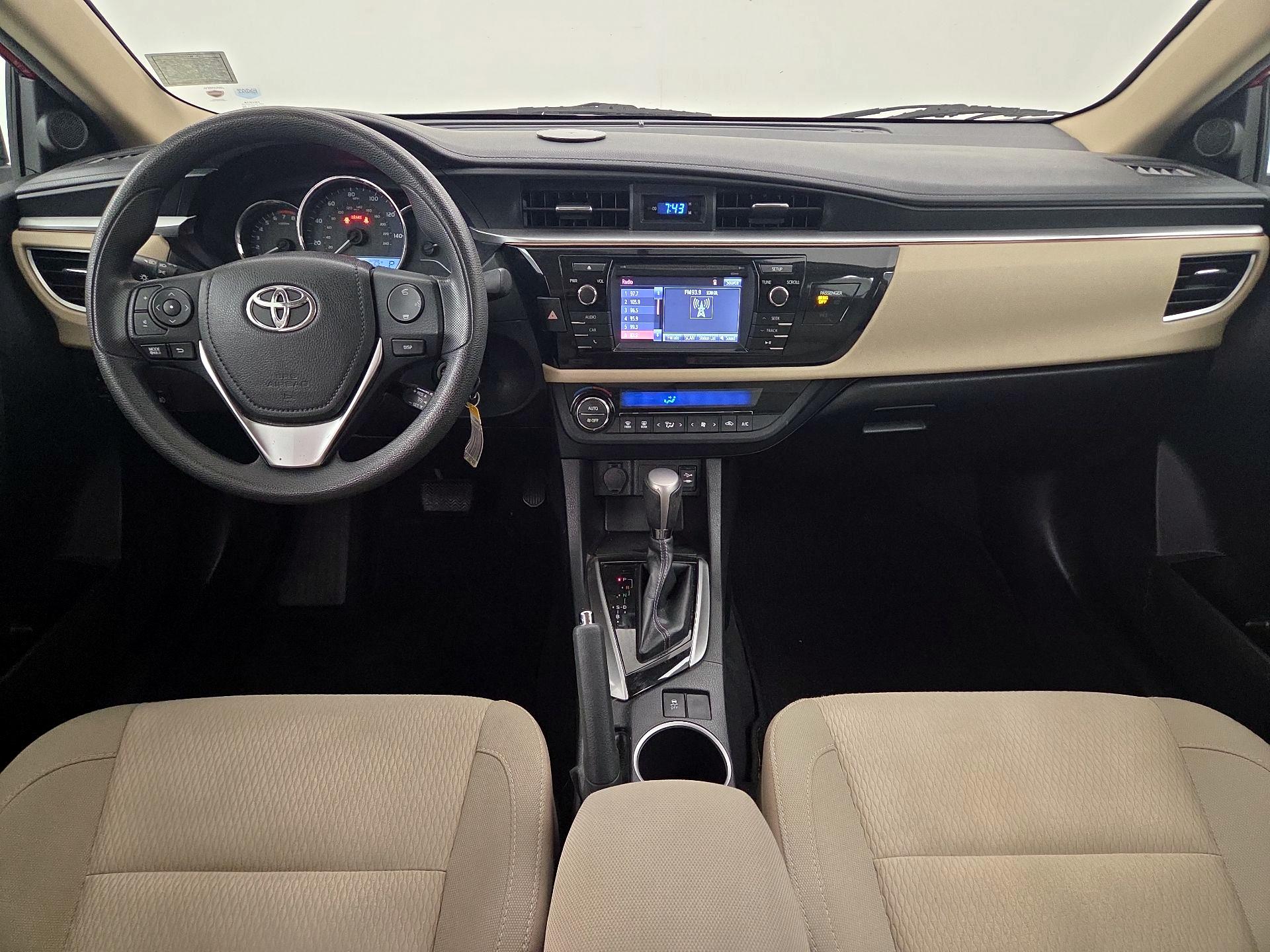 Thumbnail: 2015 Toyota Corolla - 9