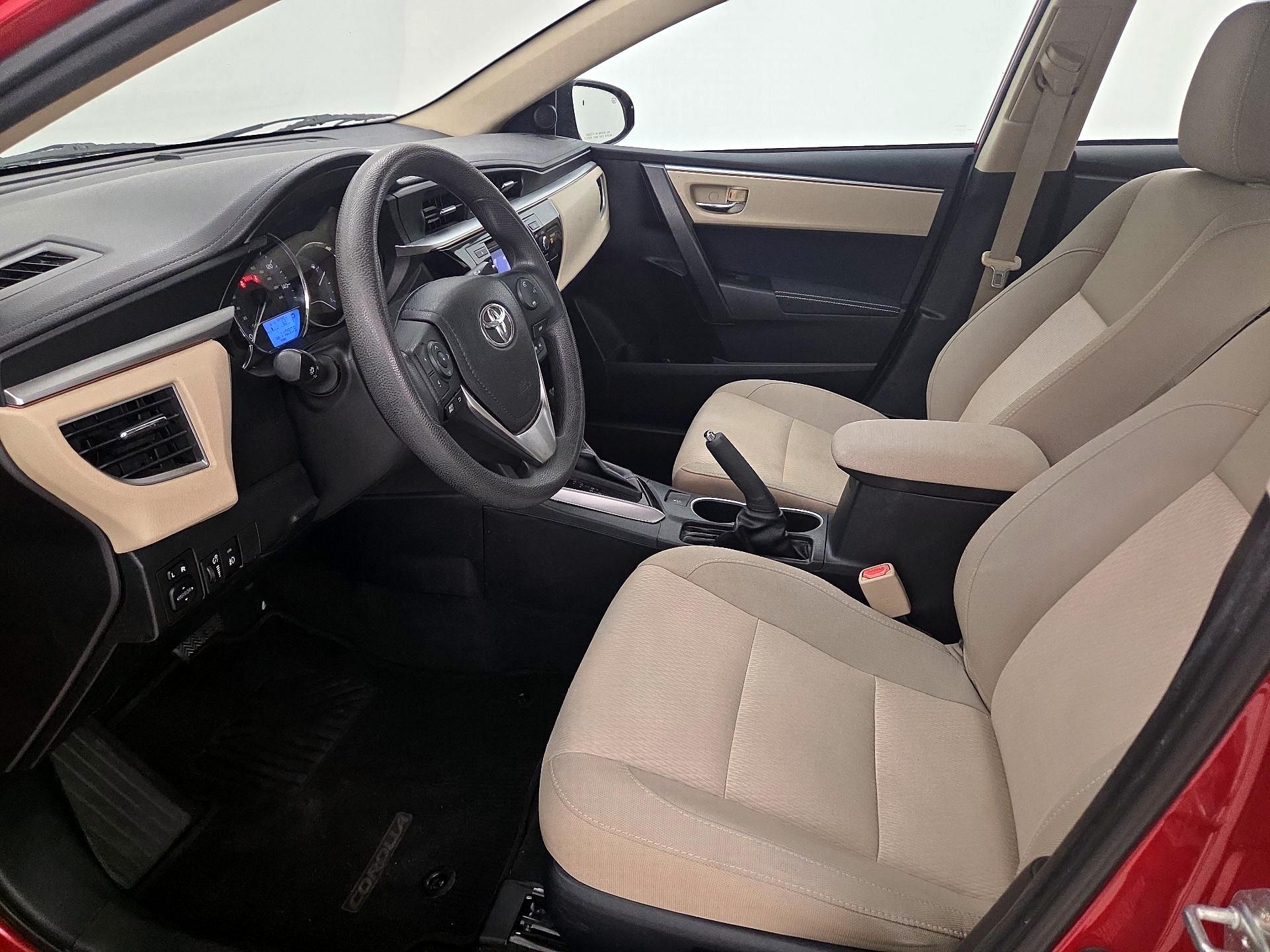 Thumbnail: 2015 Toyota Corolla - 11