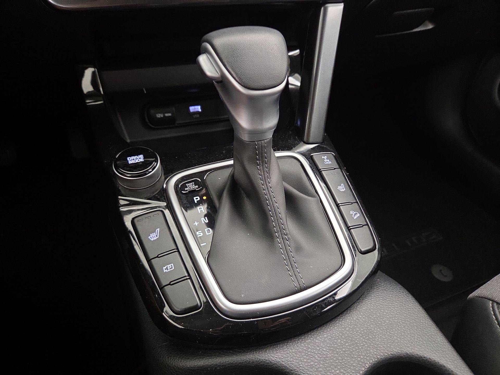 Thumbnail: 2024 Kia Seltos - 18