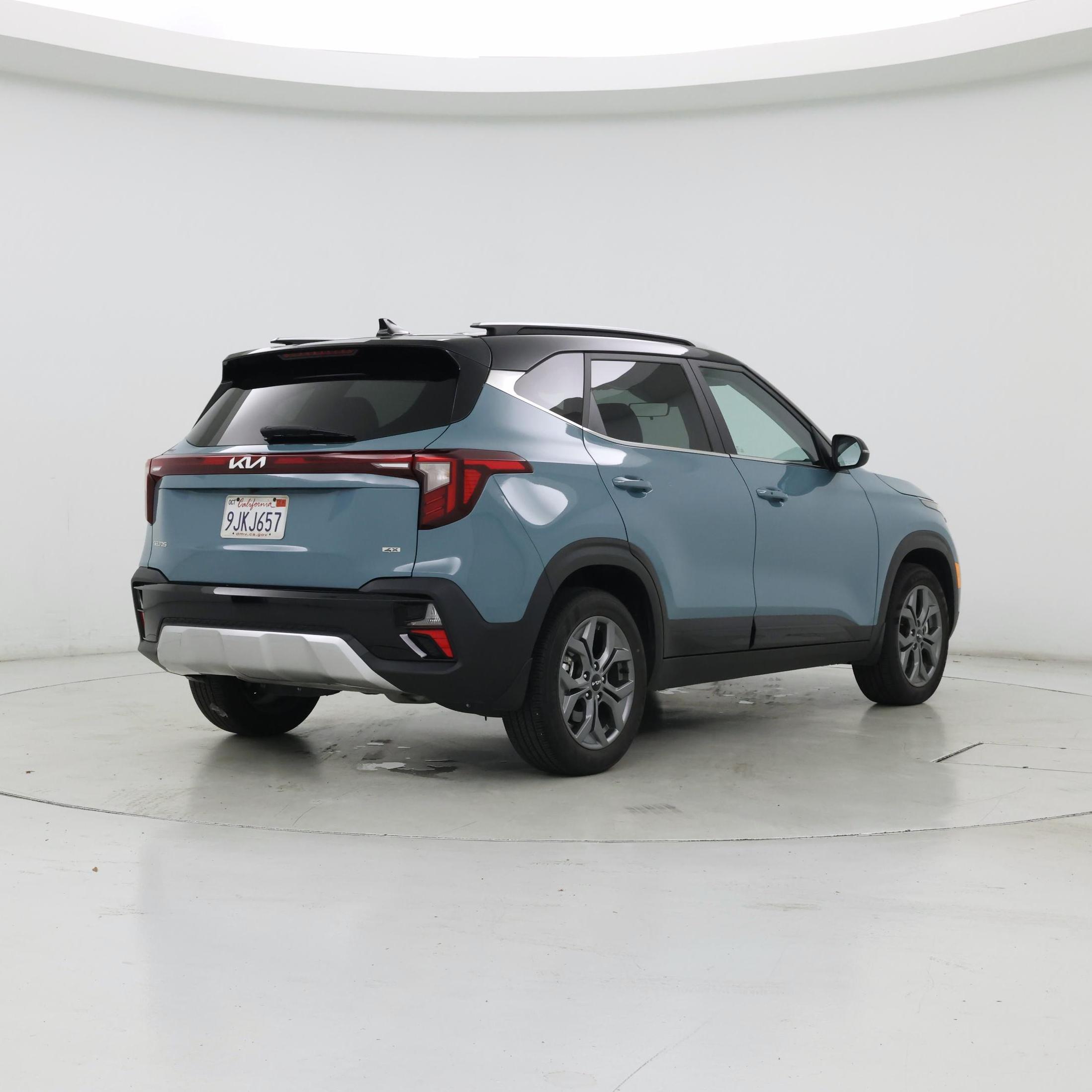 Thumbnail: 2024 Kia Seltos - 8