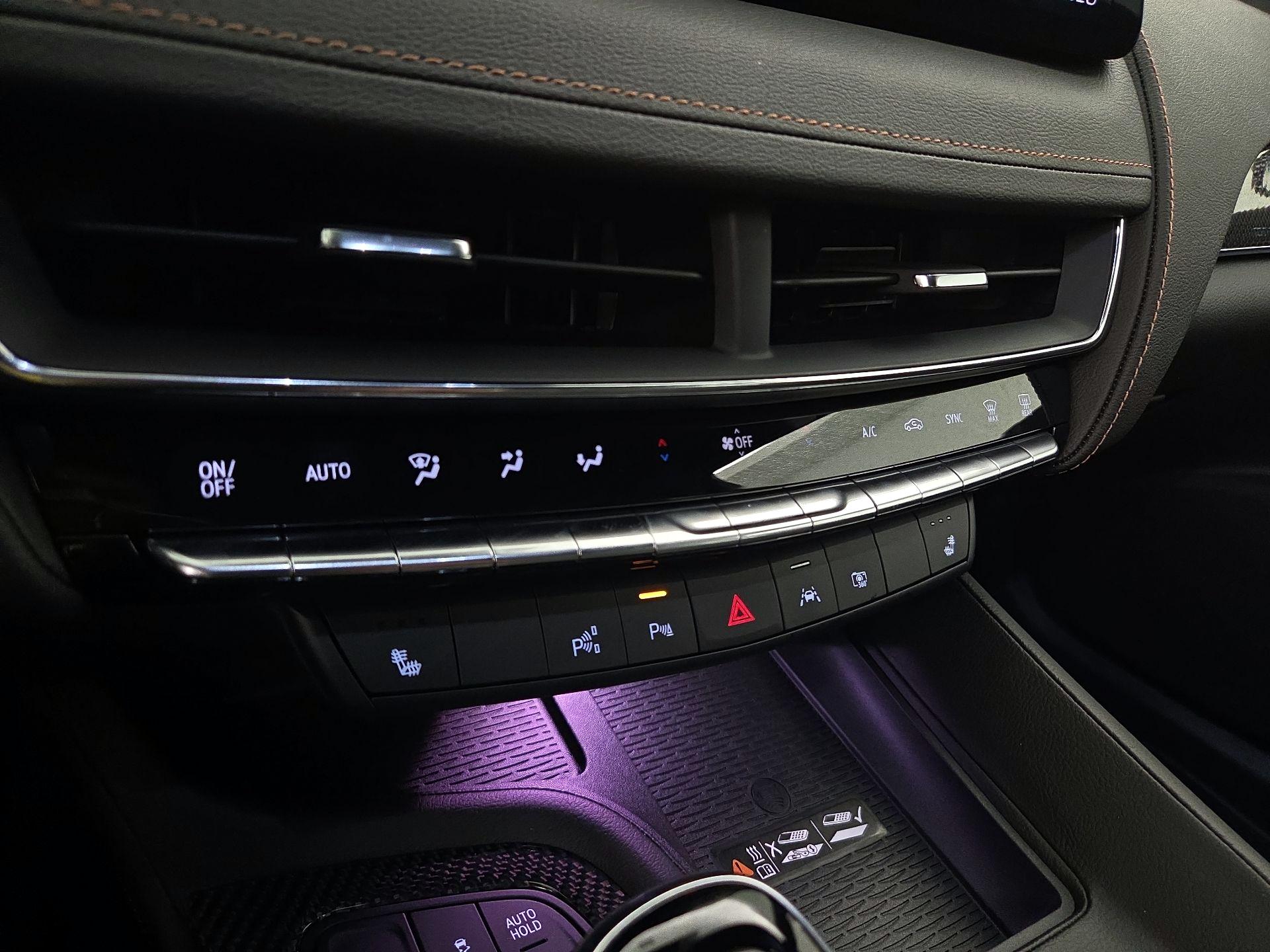 Thumbnail: 2026 Cadillac CT5 - 17