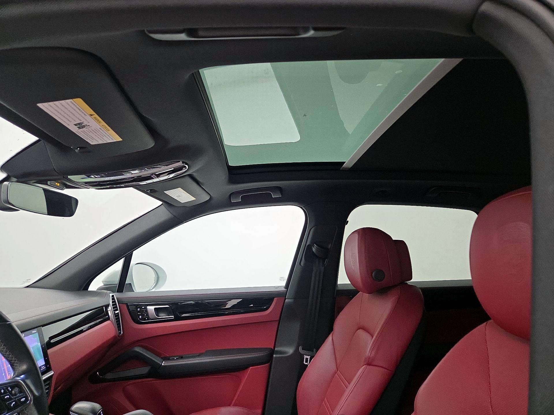 Thumbnail: 2019 Porsche Cayenne - 20