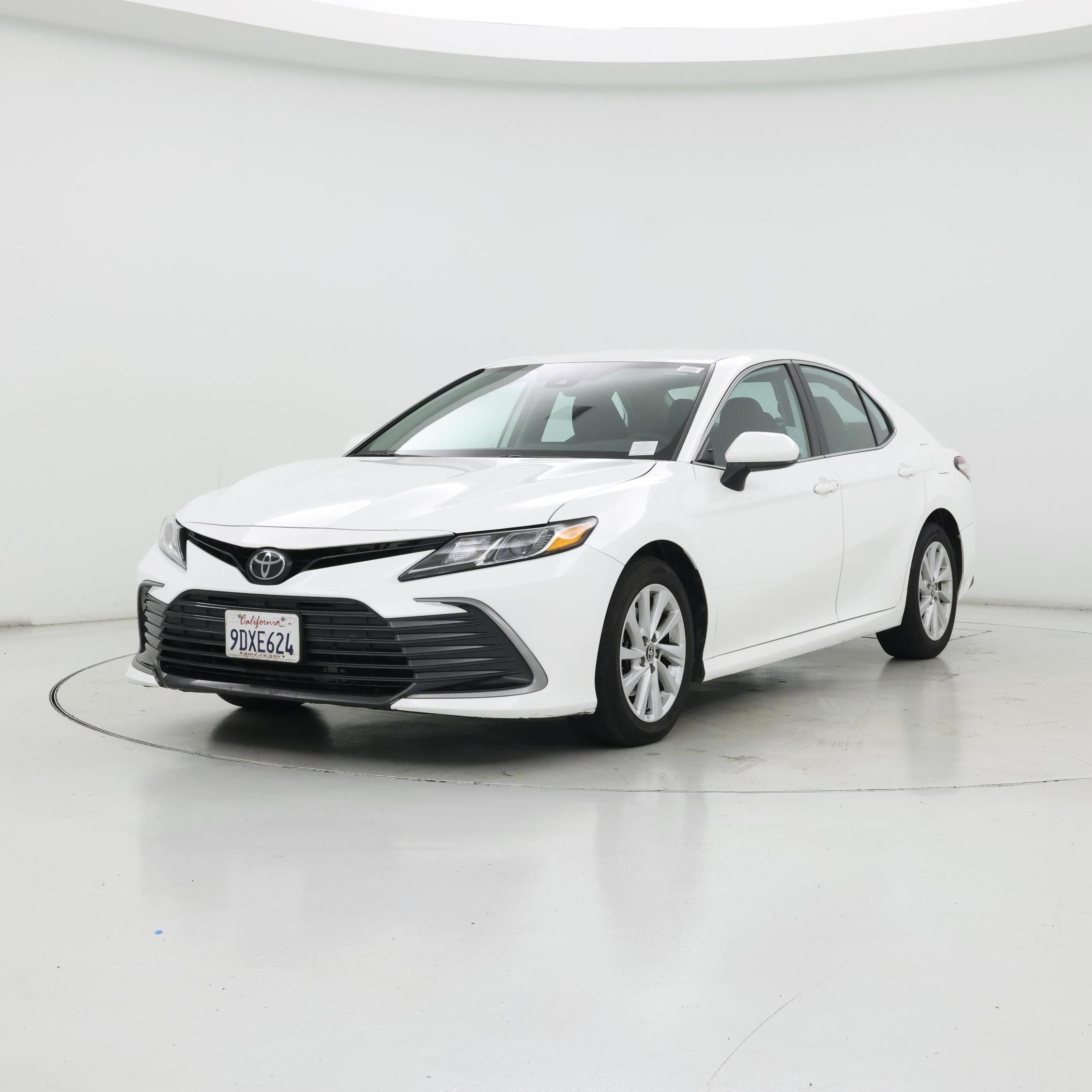 Thumbnail: 2023 Toyota Camry - 4