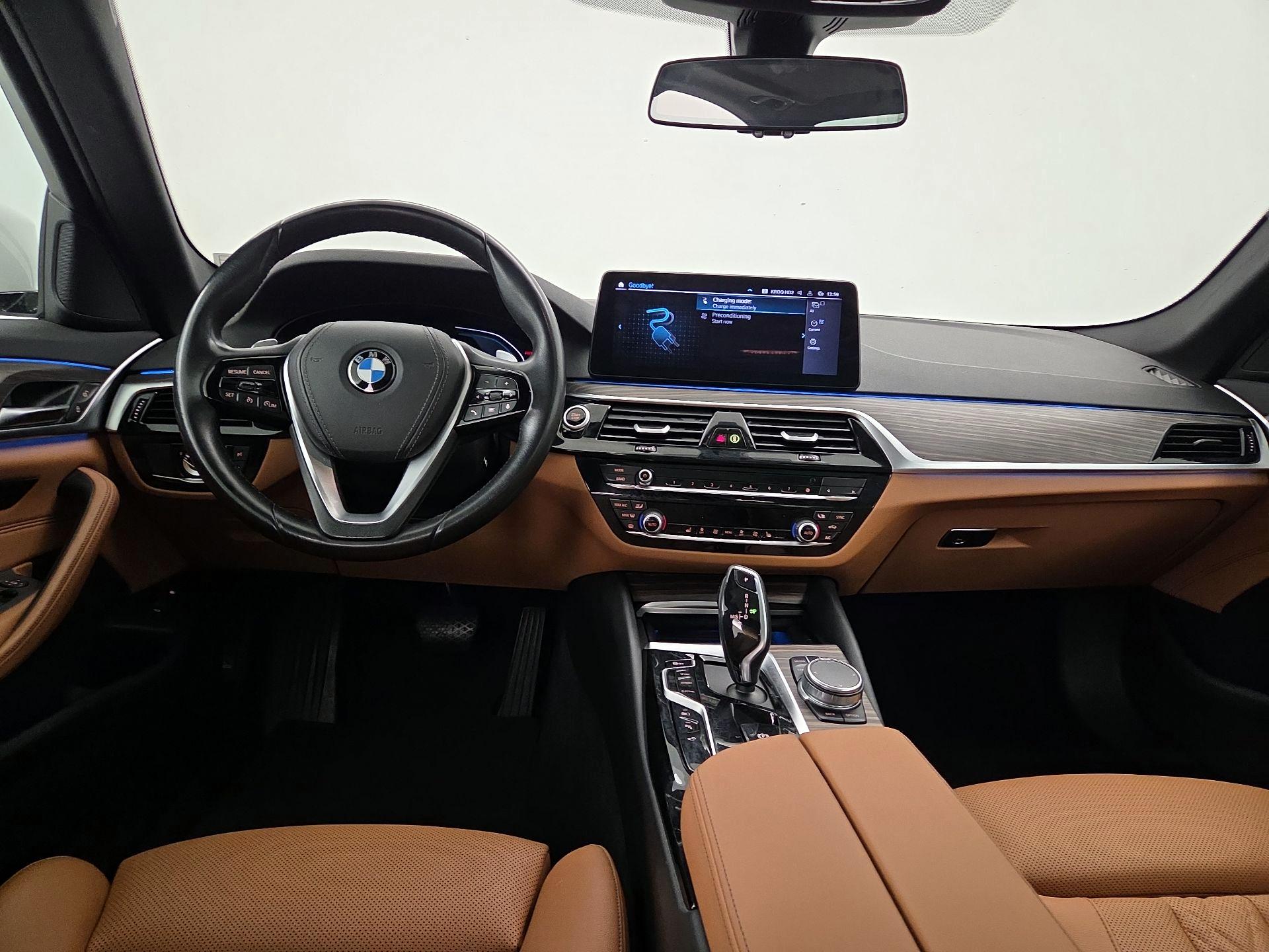 Thumbnail: 2021 BMW 5 Series - 9