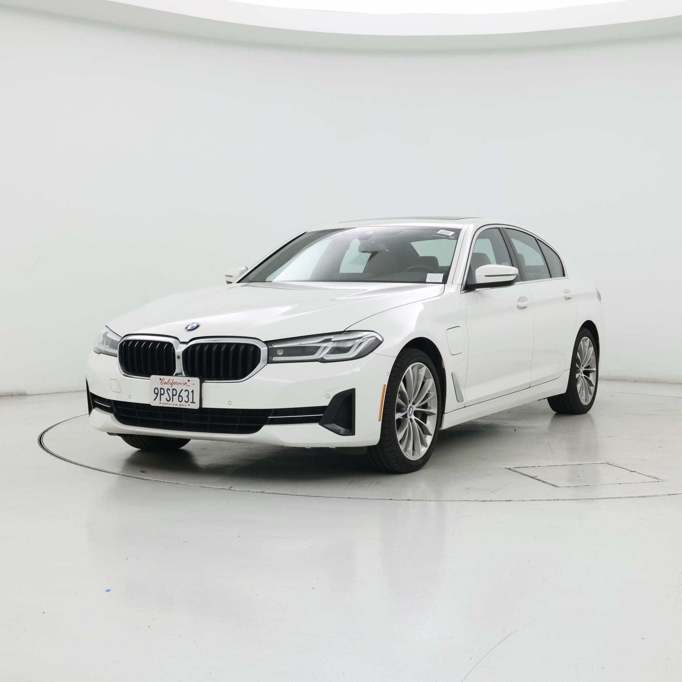 Thumbnail: 2021 BMW 5 Series - 4