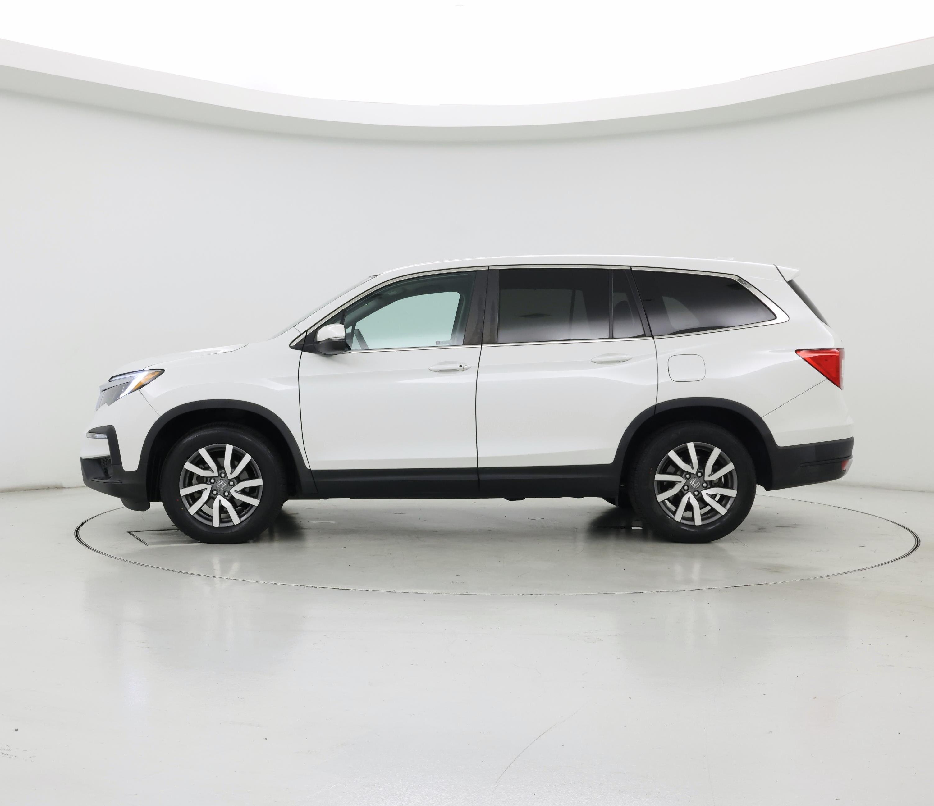 Thumbnail: 2021 Honda Pilot - 3
