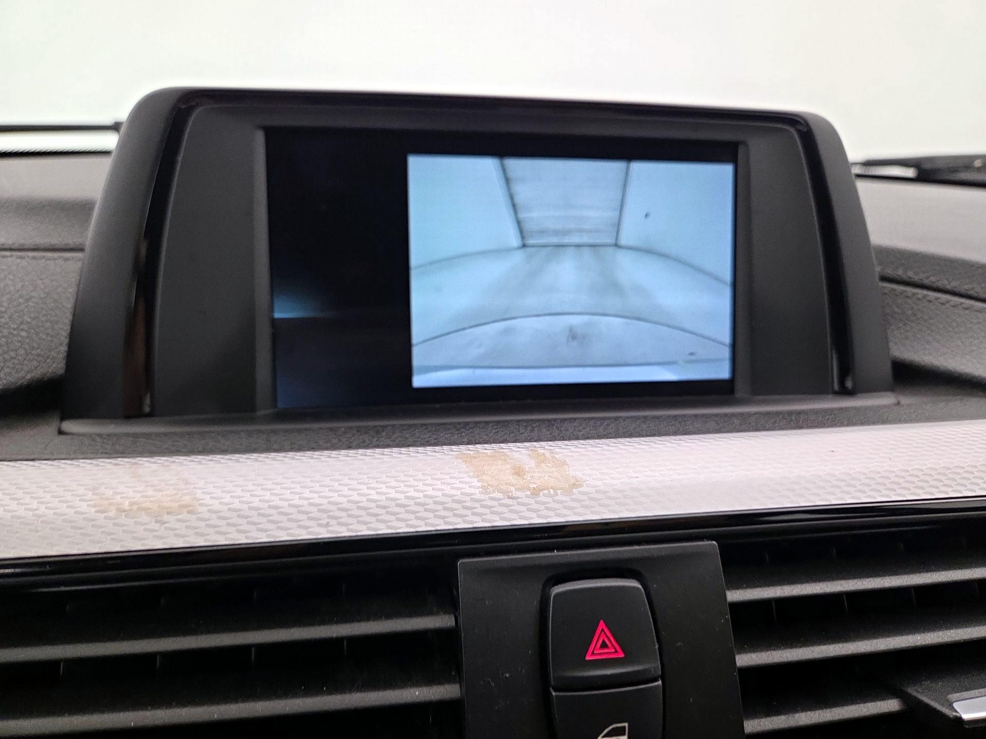 Thumbnail: 2018 BMW 3 Series - 14