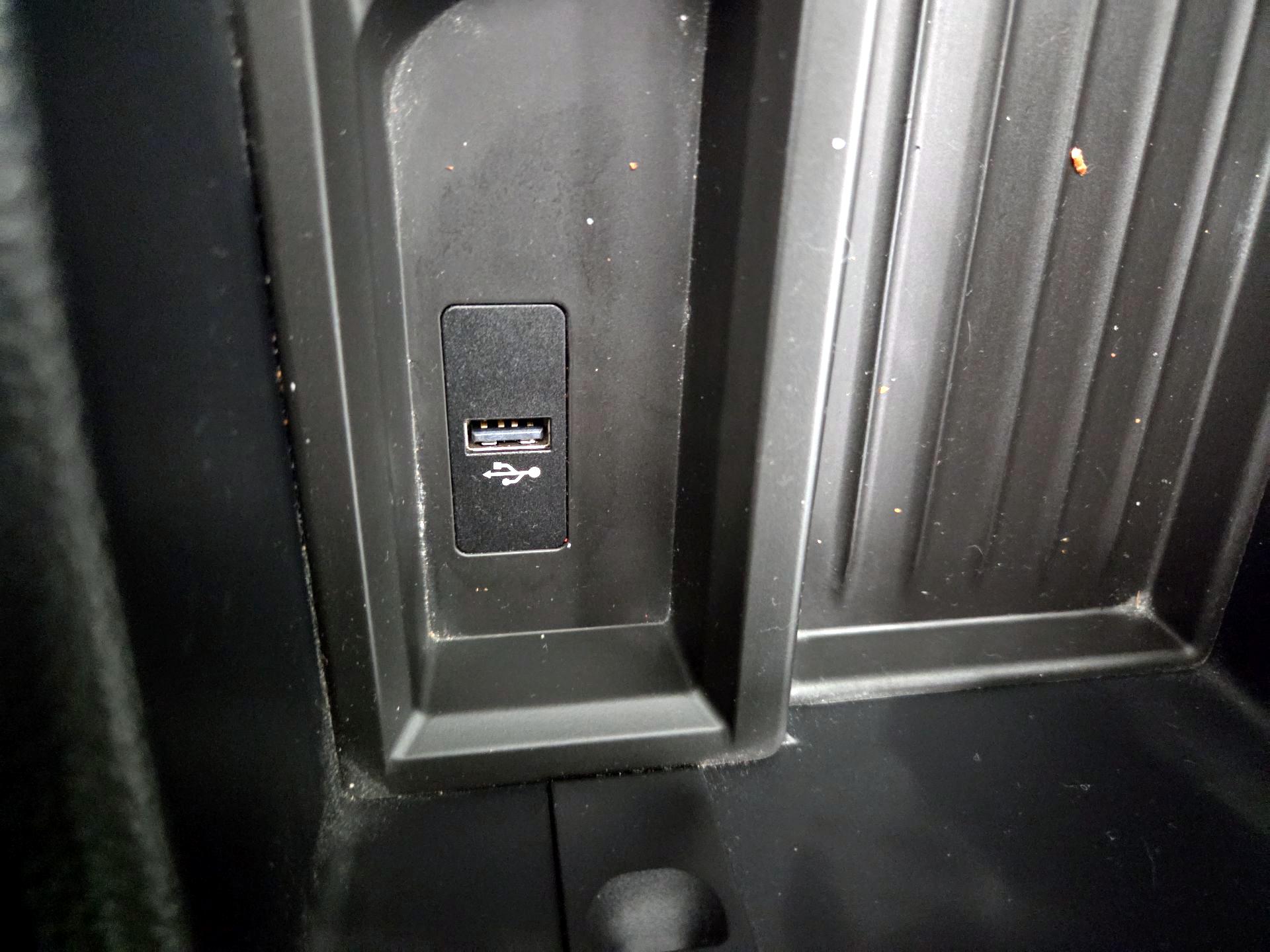 Thumbnail: 2018 BMW 3 Series - 18