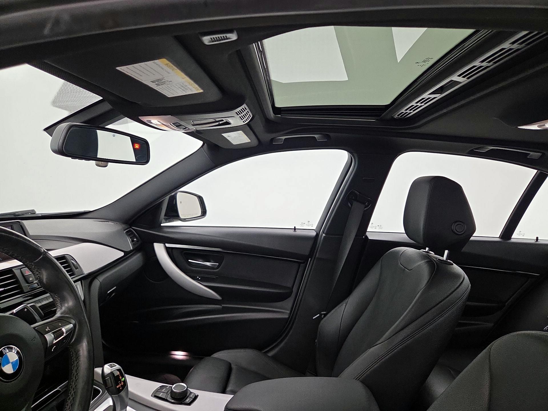 Thumbnail: 2018 BMW 3 Series - 19