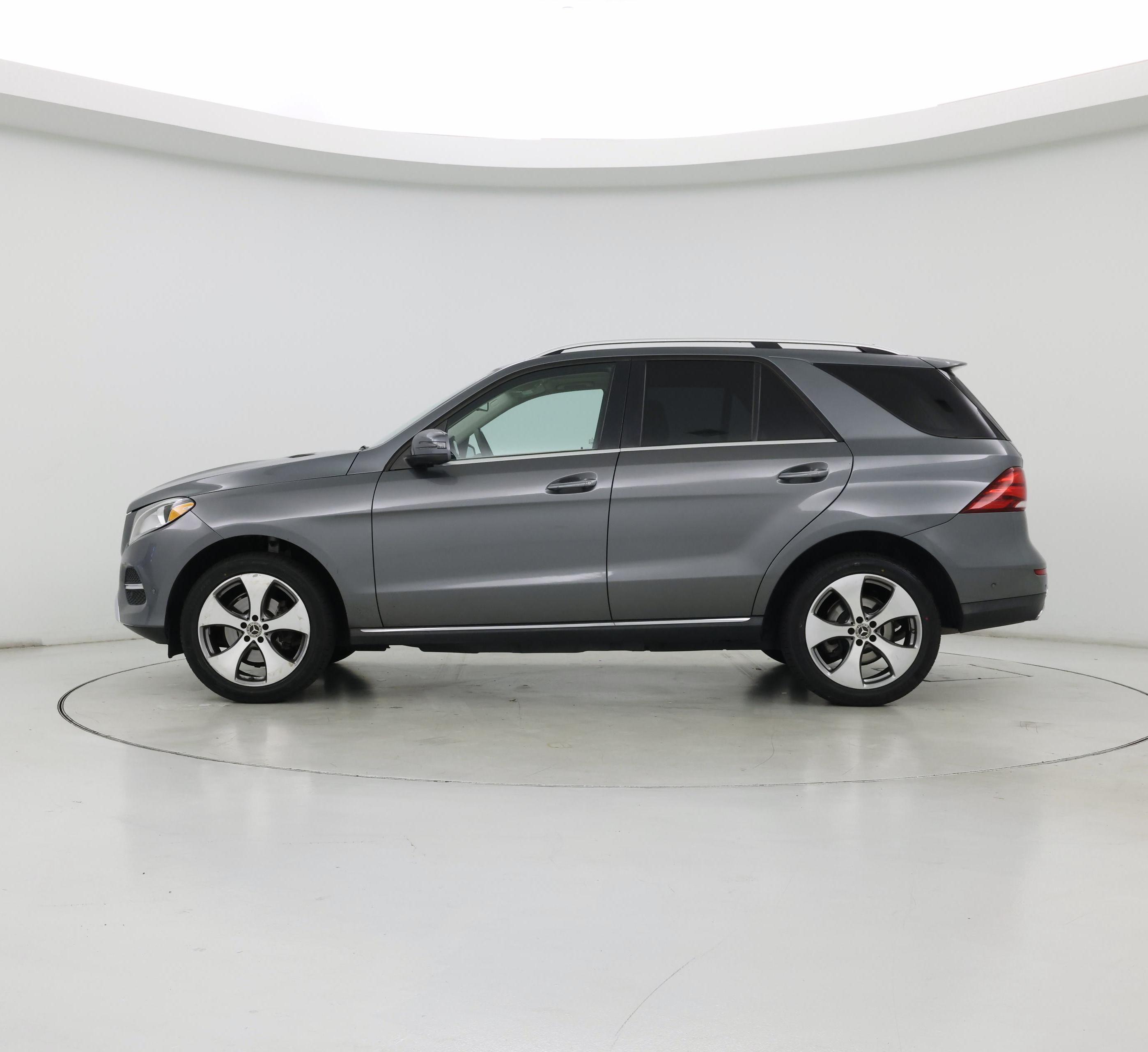 Thumbnail: 2018 Mercedes-Benz GLE - 3