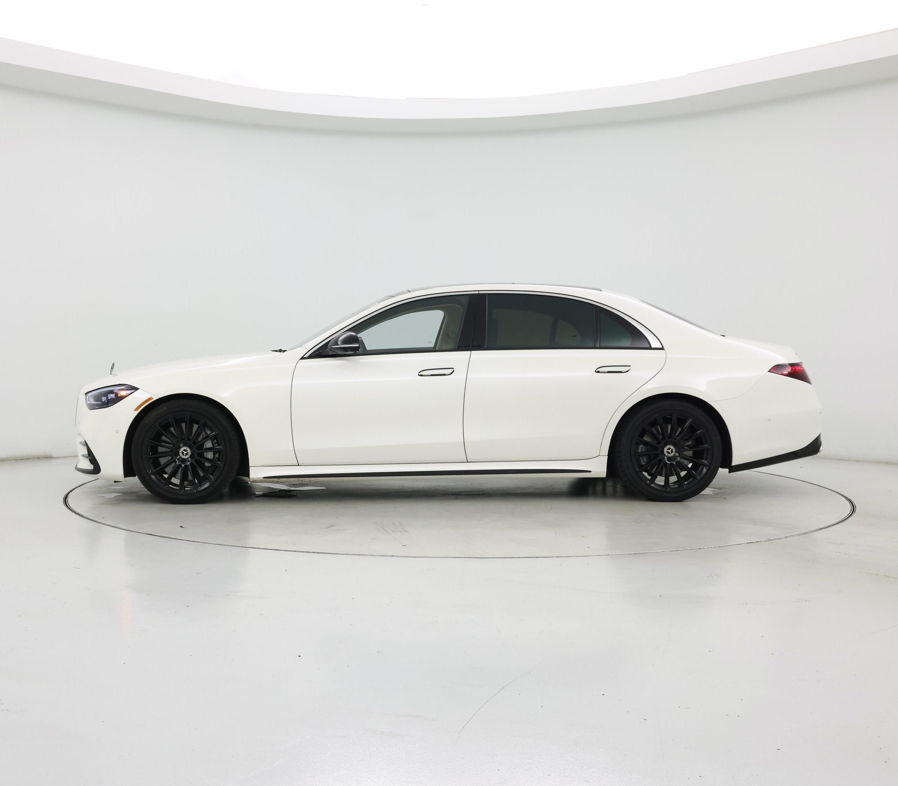 Thumbnail: 2021 Mercedes-Benz S-Class - 3