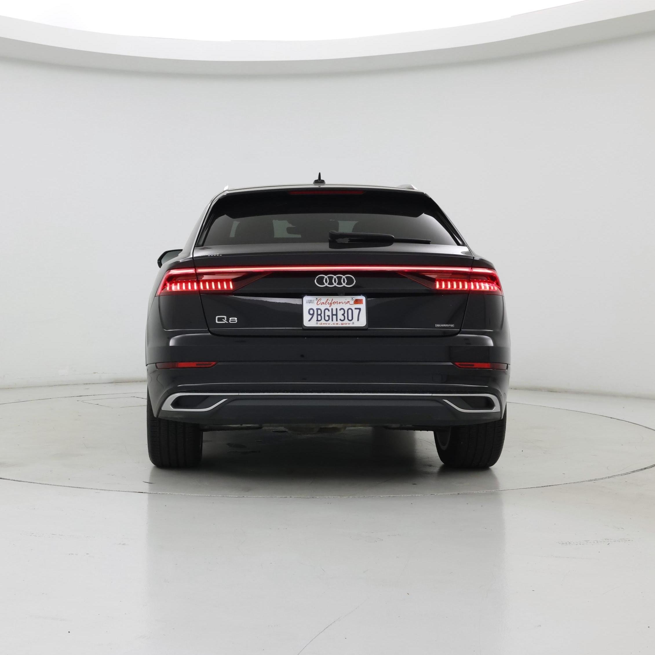 Thumbnail: 2022 Audi Q8 - 6