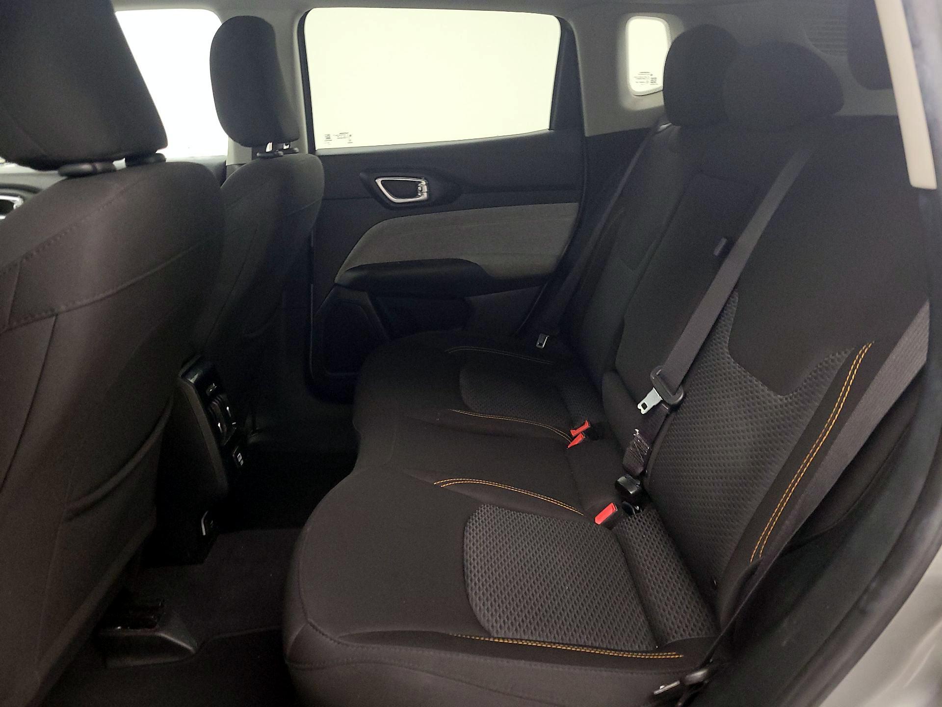 Thumbnail: 2022 Jeep Compass - 19