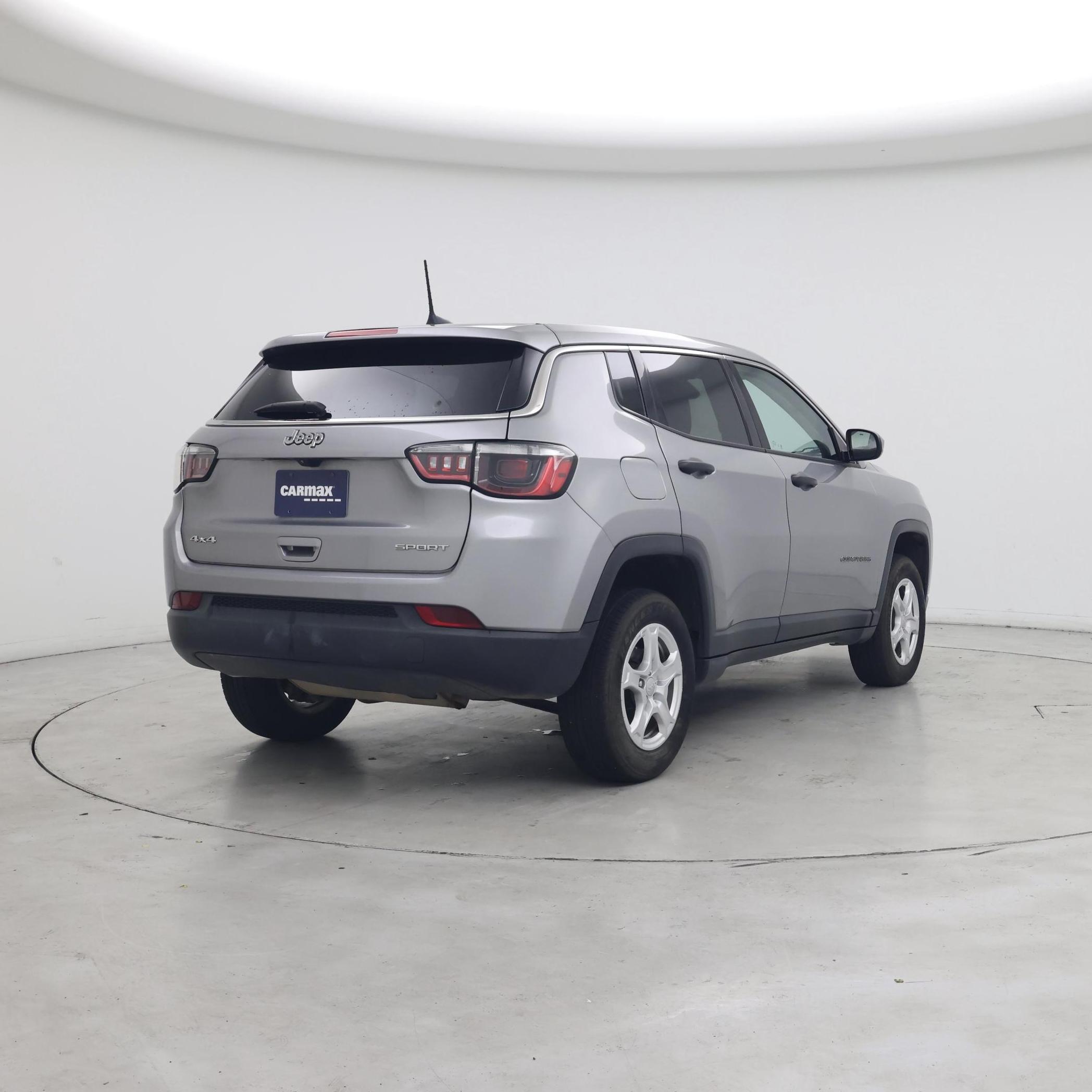 Thumbnail: 2022 Jeep Compass - 8