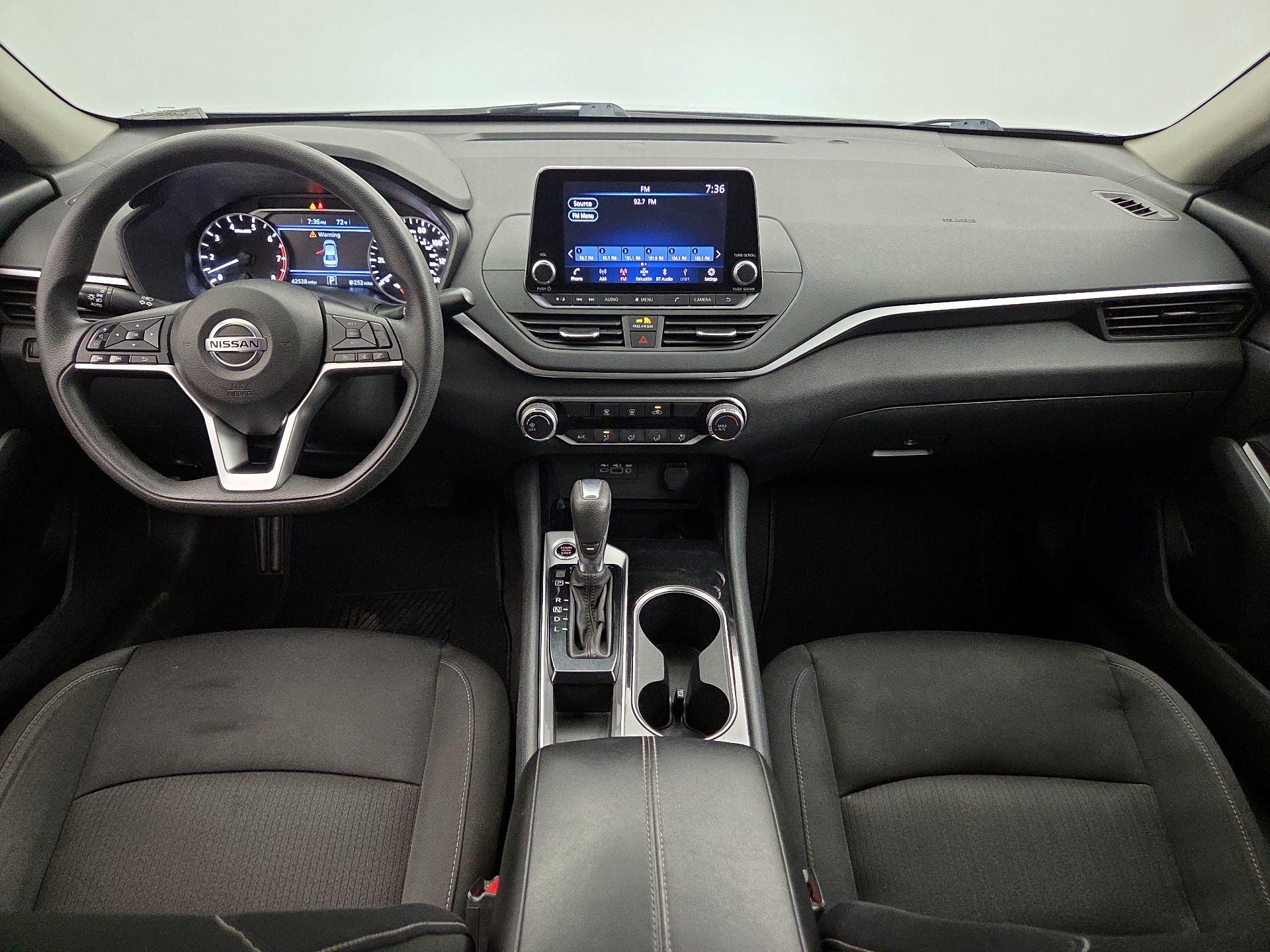 Thumbnail: 2021 Nissan Altima - 9