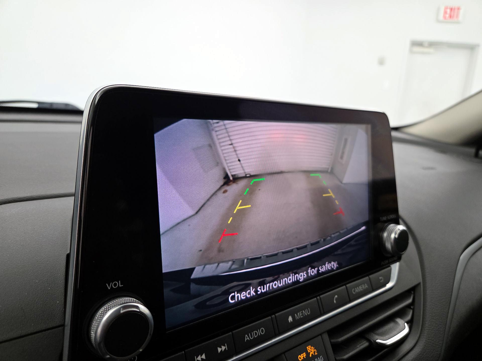 Thumbnail: 2021 Nissan Altima - 14