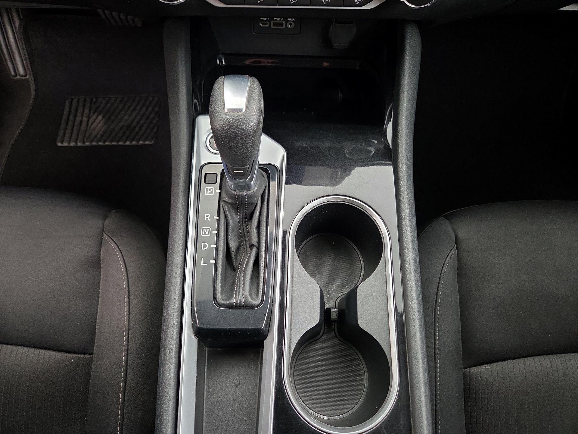 Thumbnail: 2021 Nissan Altima - 17