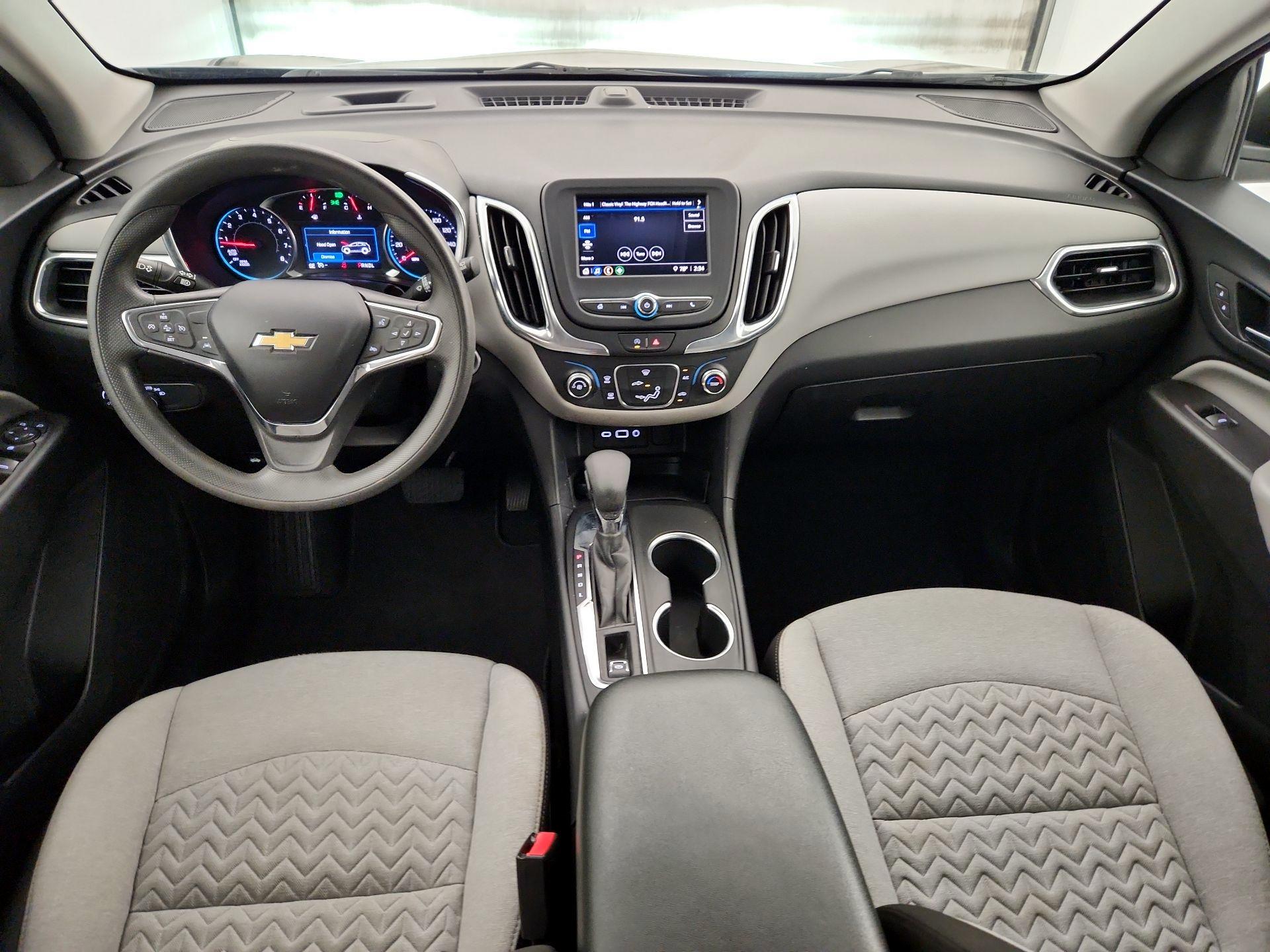 Thumbnail: 2022 Chevrolet Equinox - 9